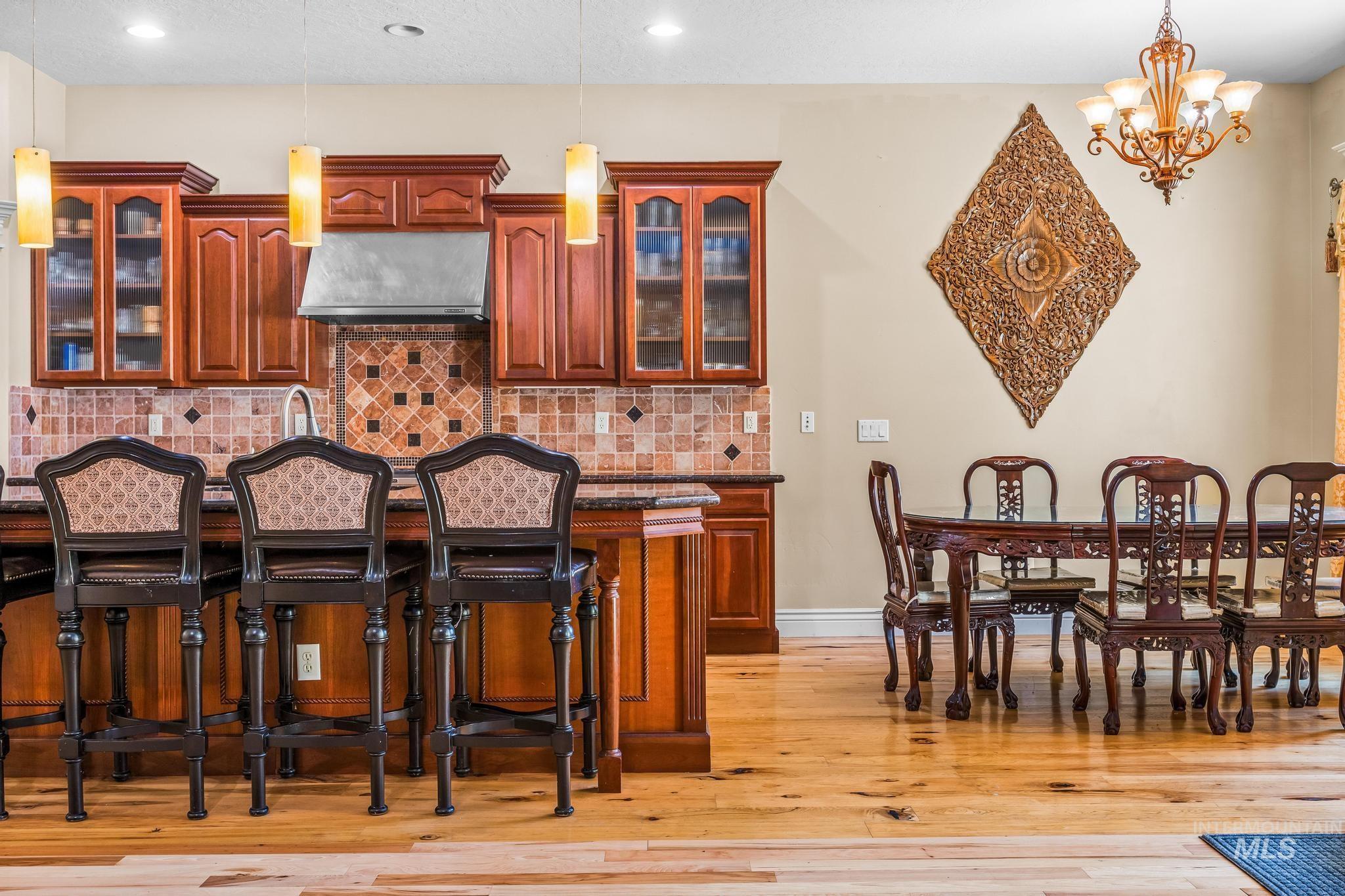 3711 S Arno Avenue Property Photo 6