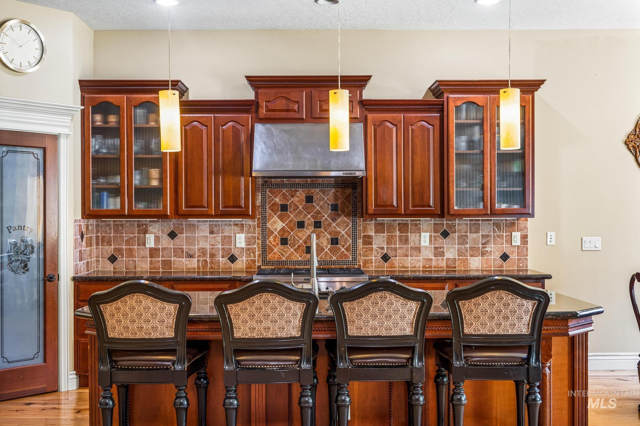 3711 S Arno Avenue Property Photo 8