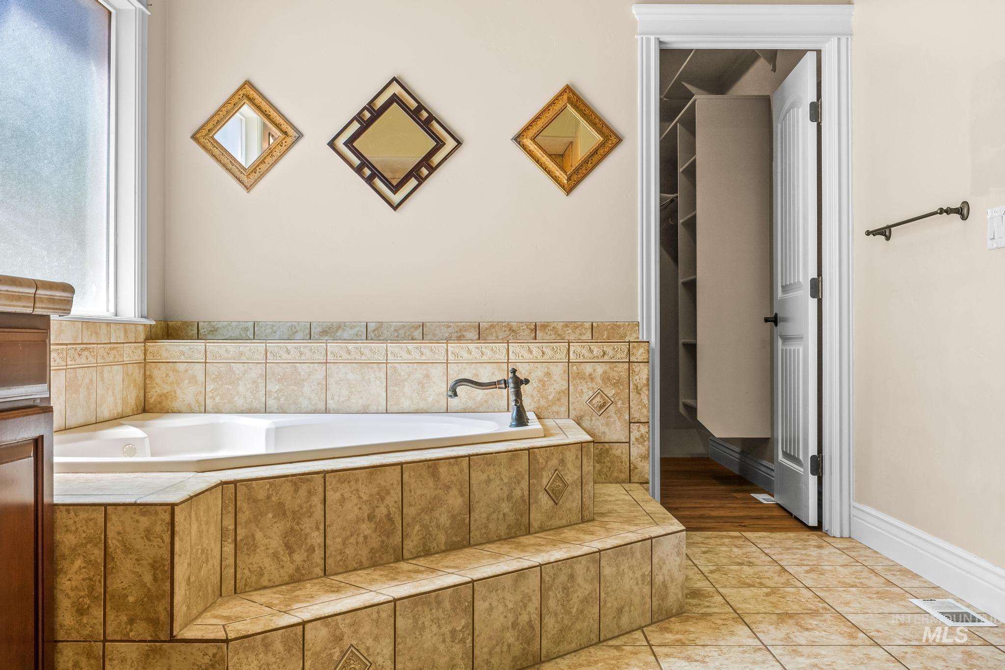 3711 S Arno Avenue Property Photo 19