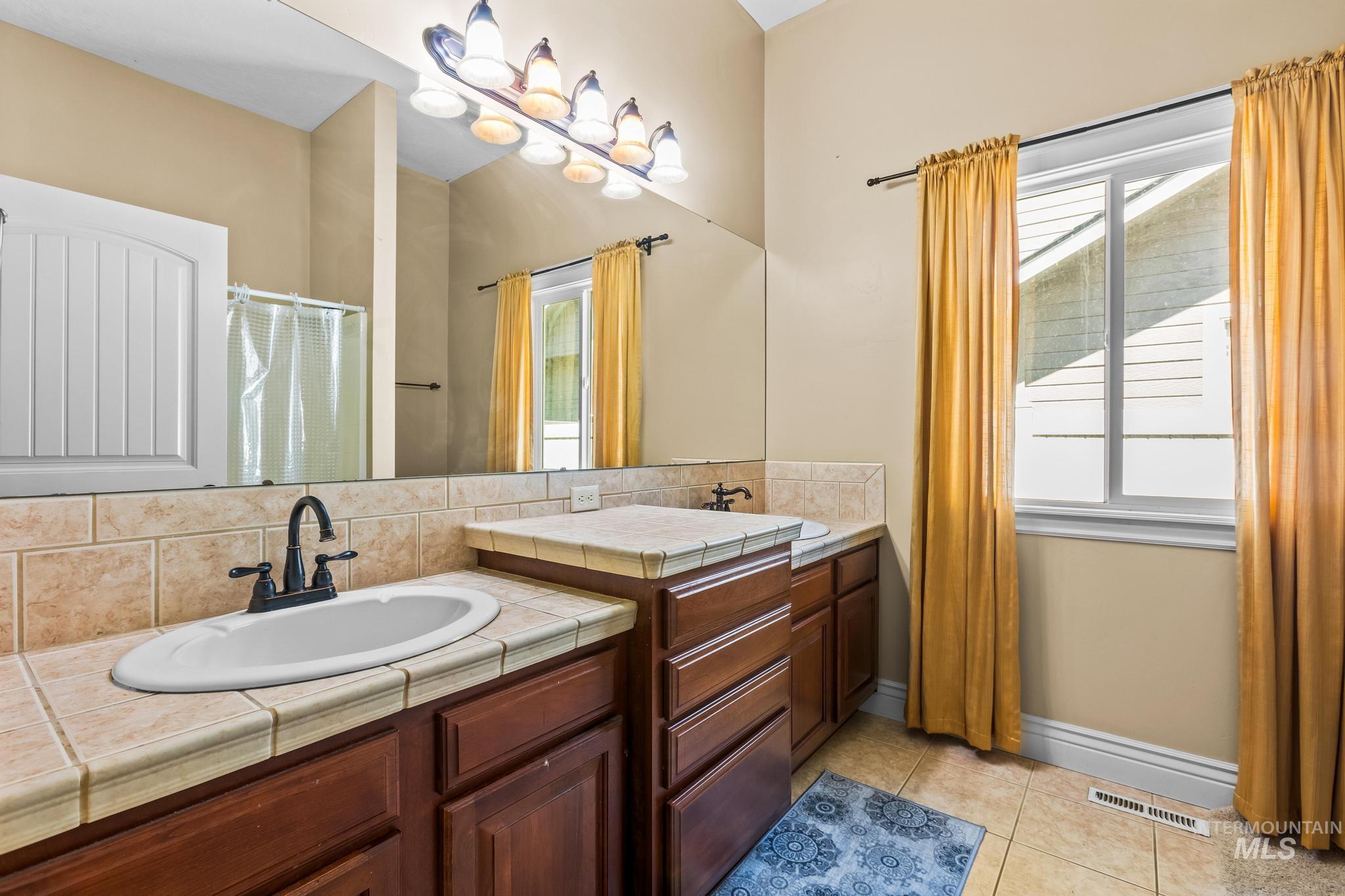 3711 S Arno Avenue Property Photo 26