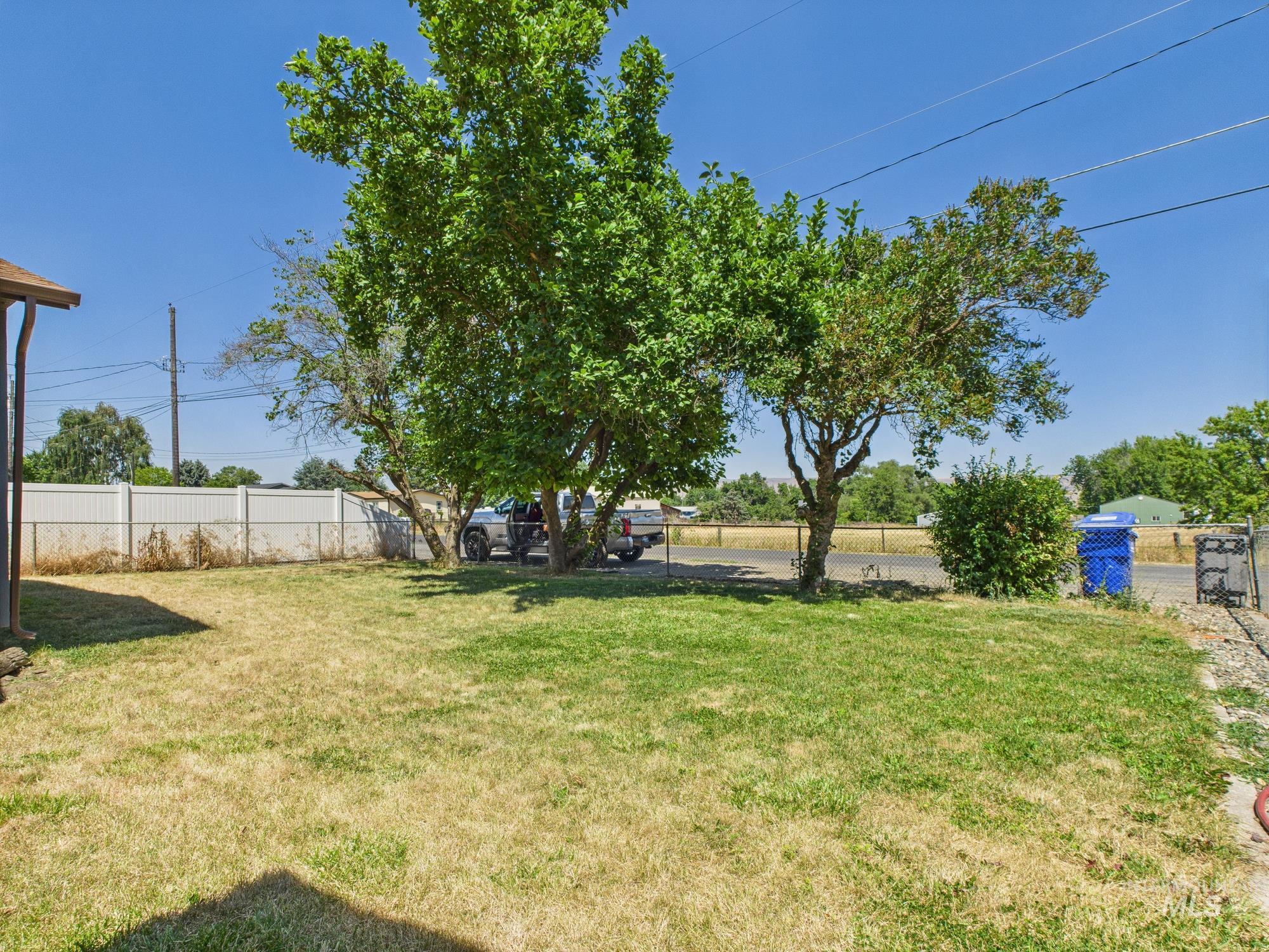 1428 Bryden Ave. Property Photo 3