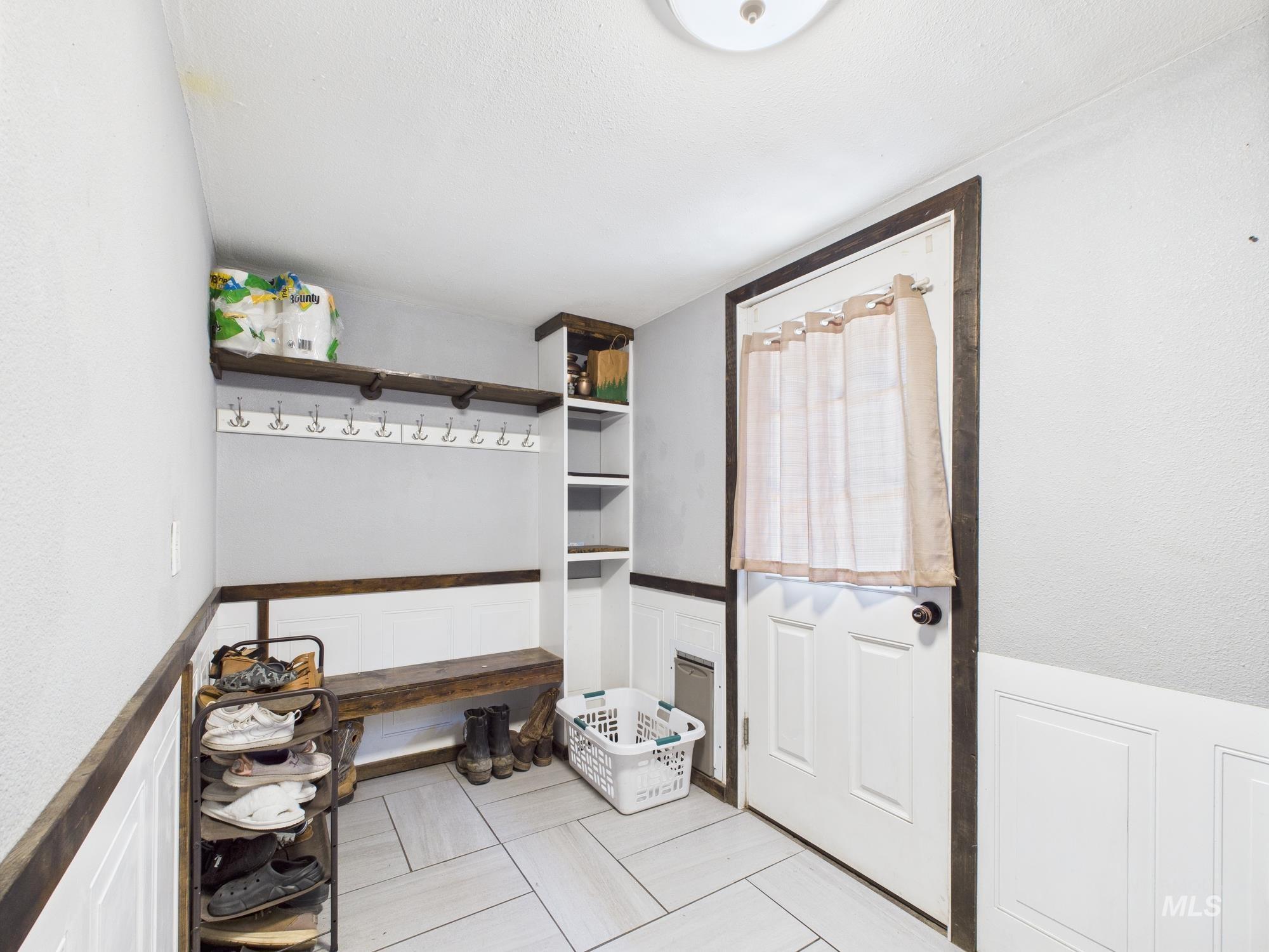 1428 Bryden Ave. Property Photo 13