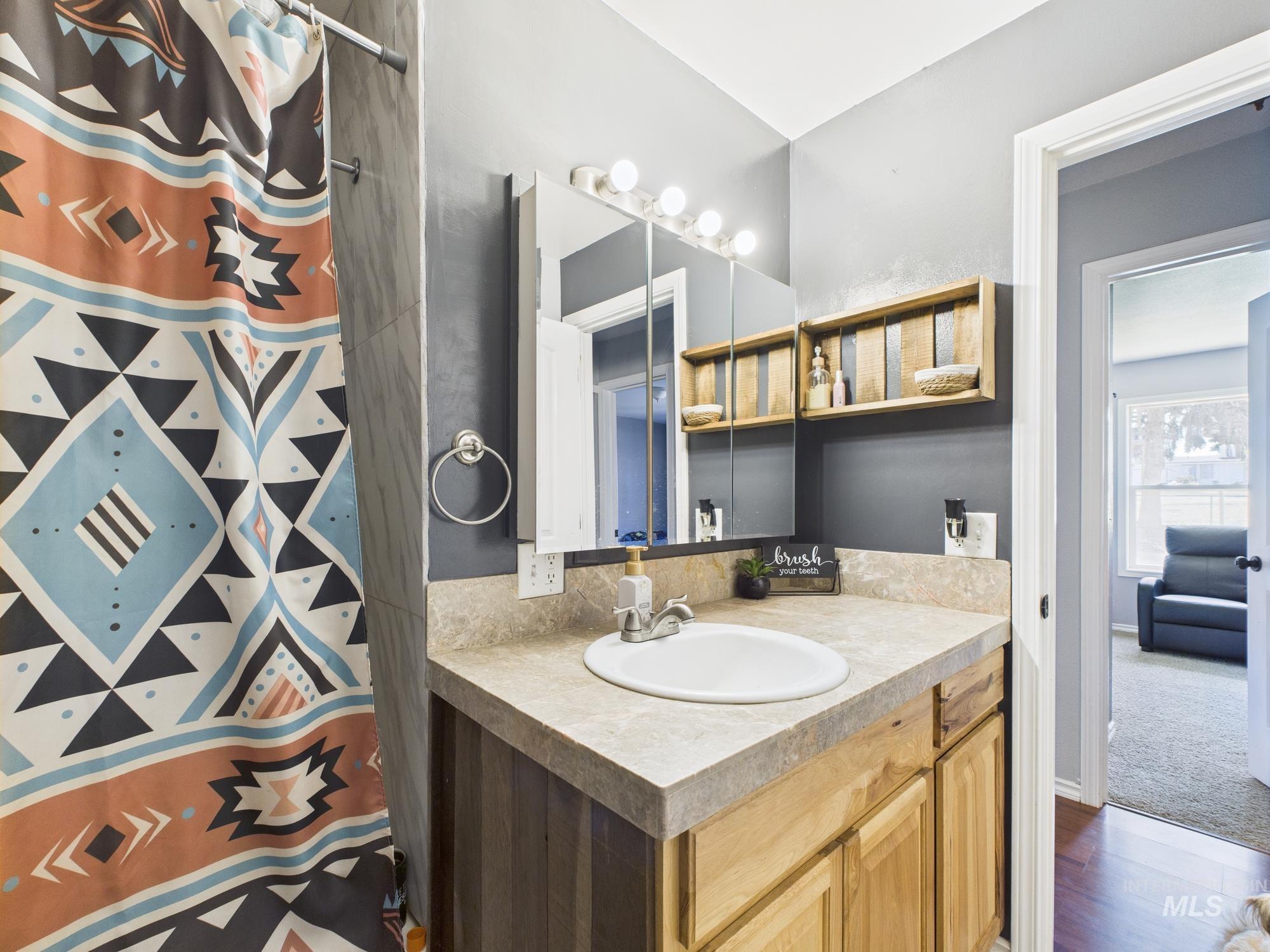 1428 Bryden Ave. Property Photo 23