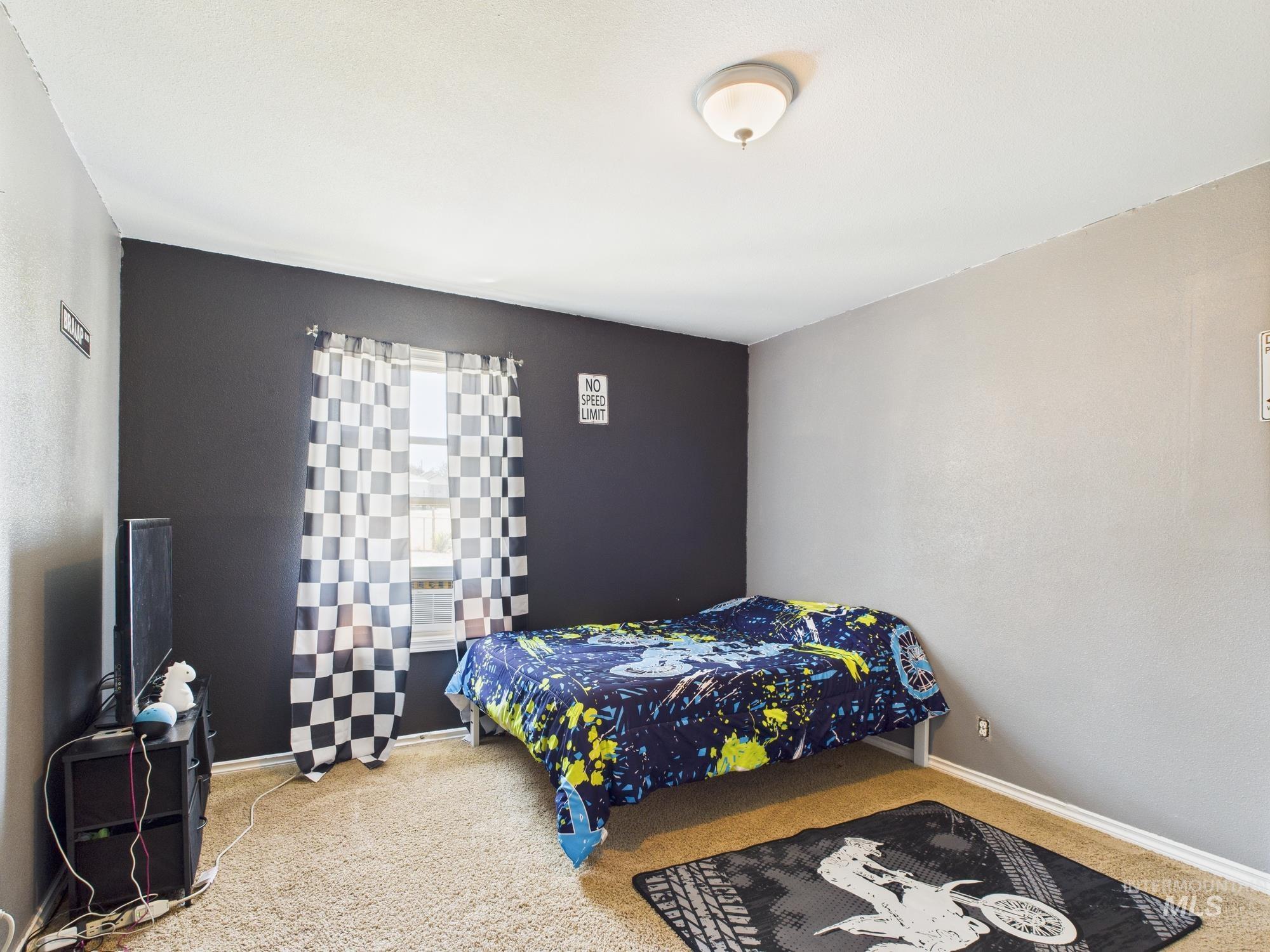 1428 Bryden Ave. Property Photo 24