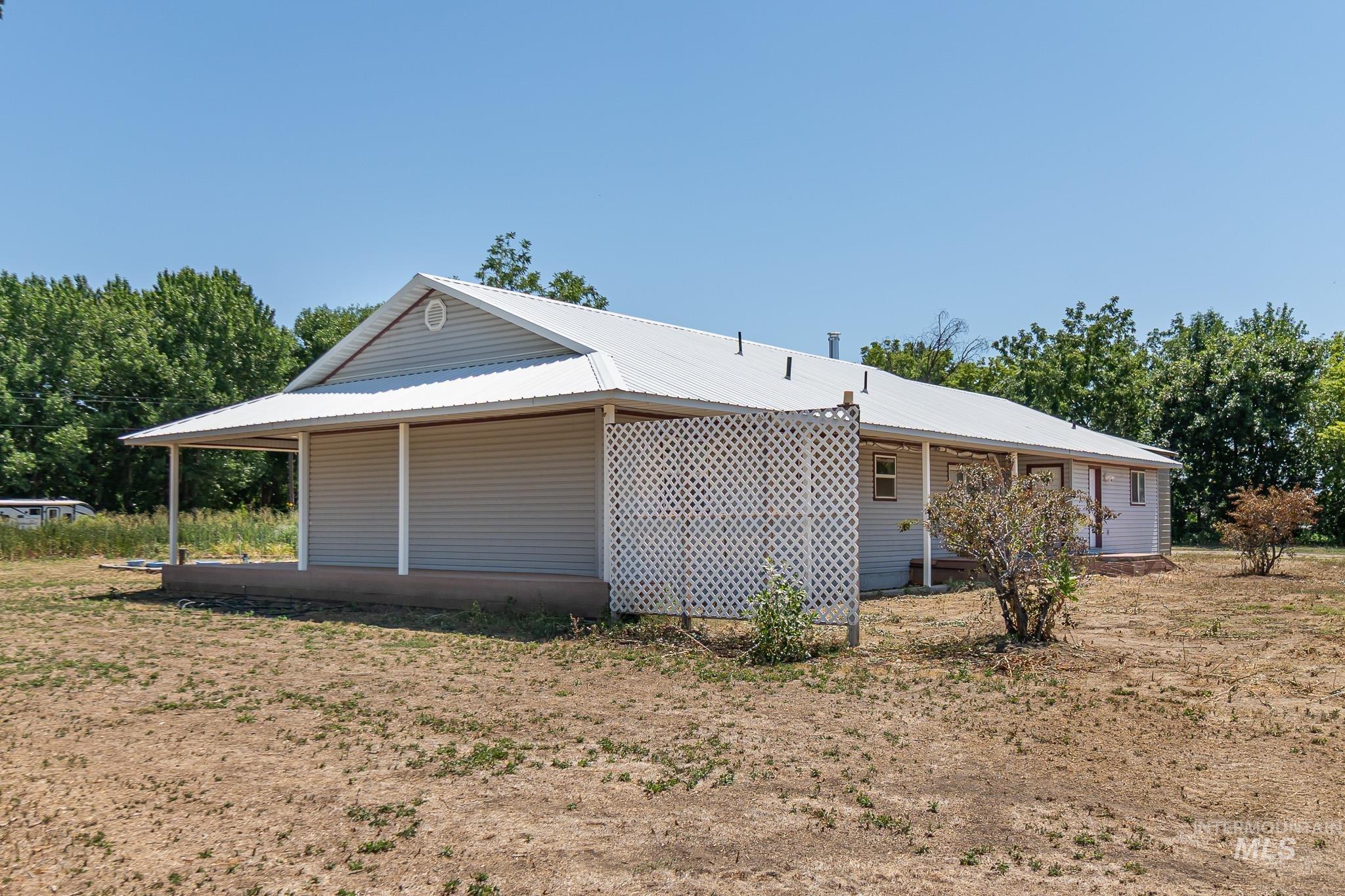 855 Jonathan Rd Property Photo 10