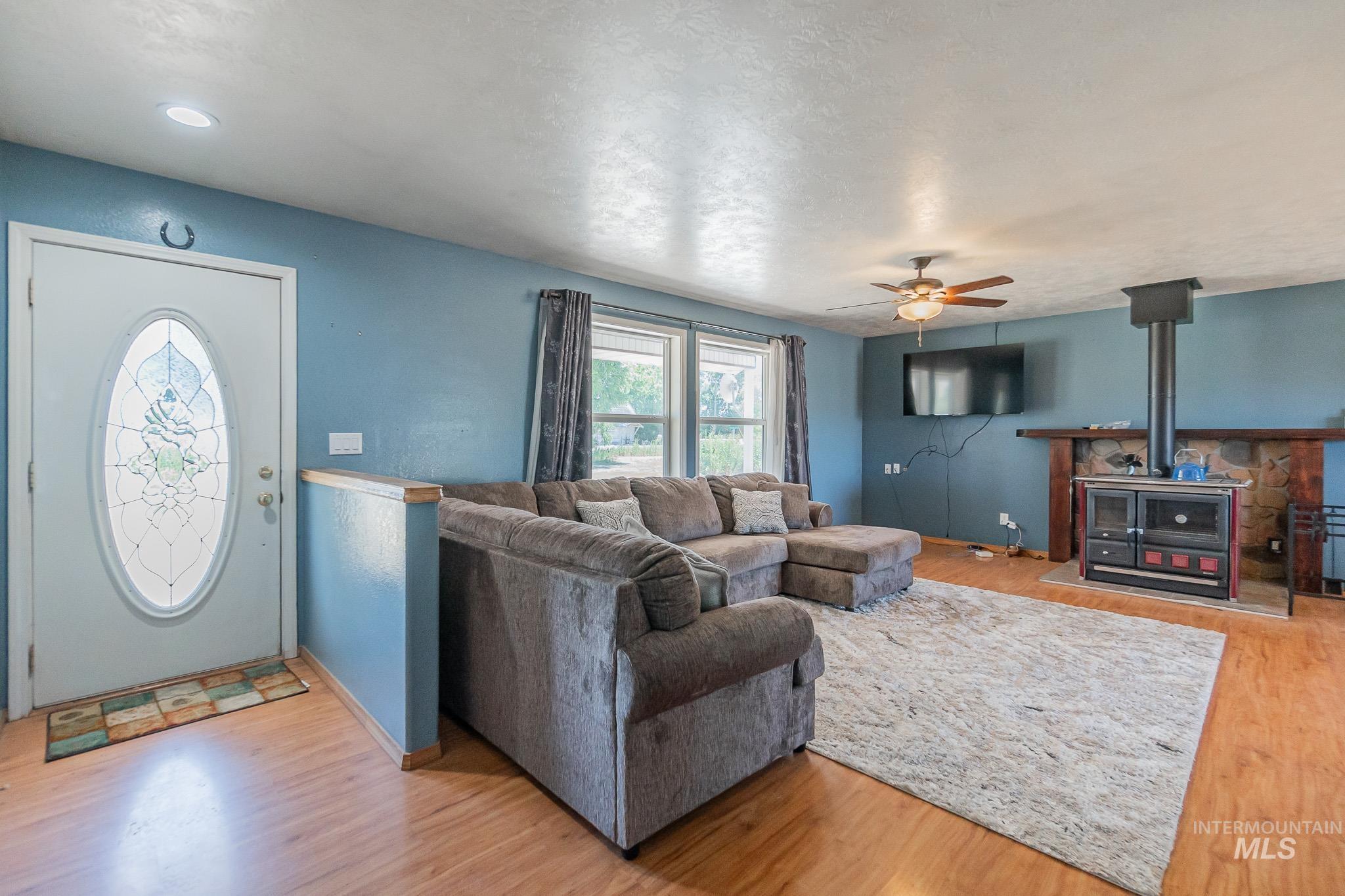 855 Jonathan Rd Property Photo 12