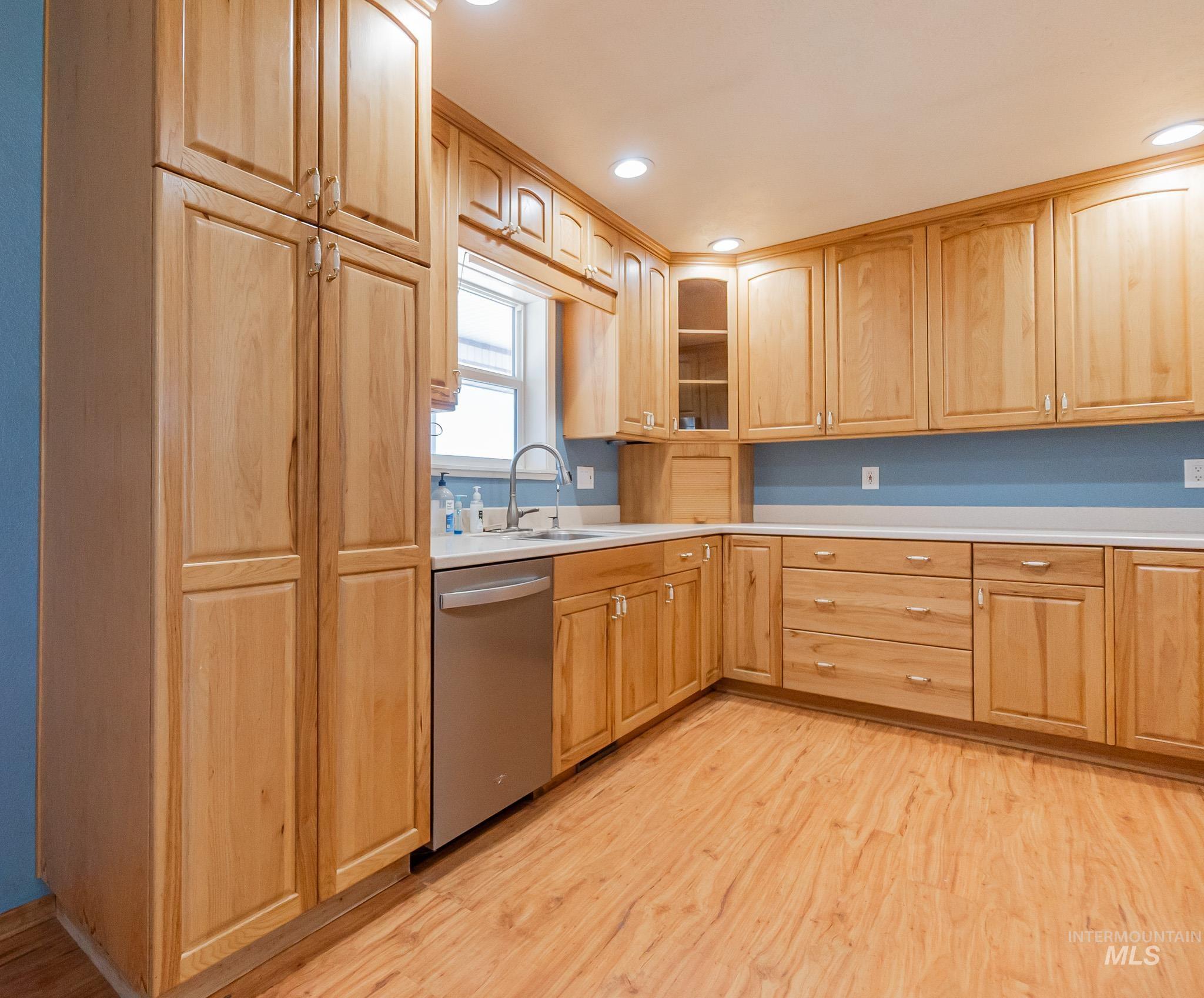 855 Jonathan Rd Property Photo 19