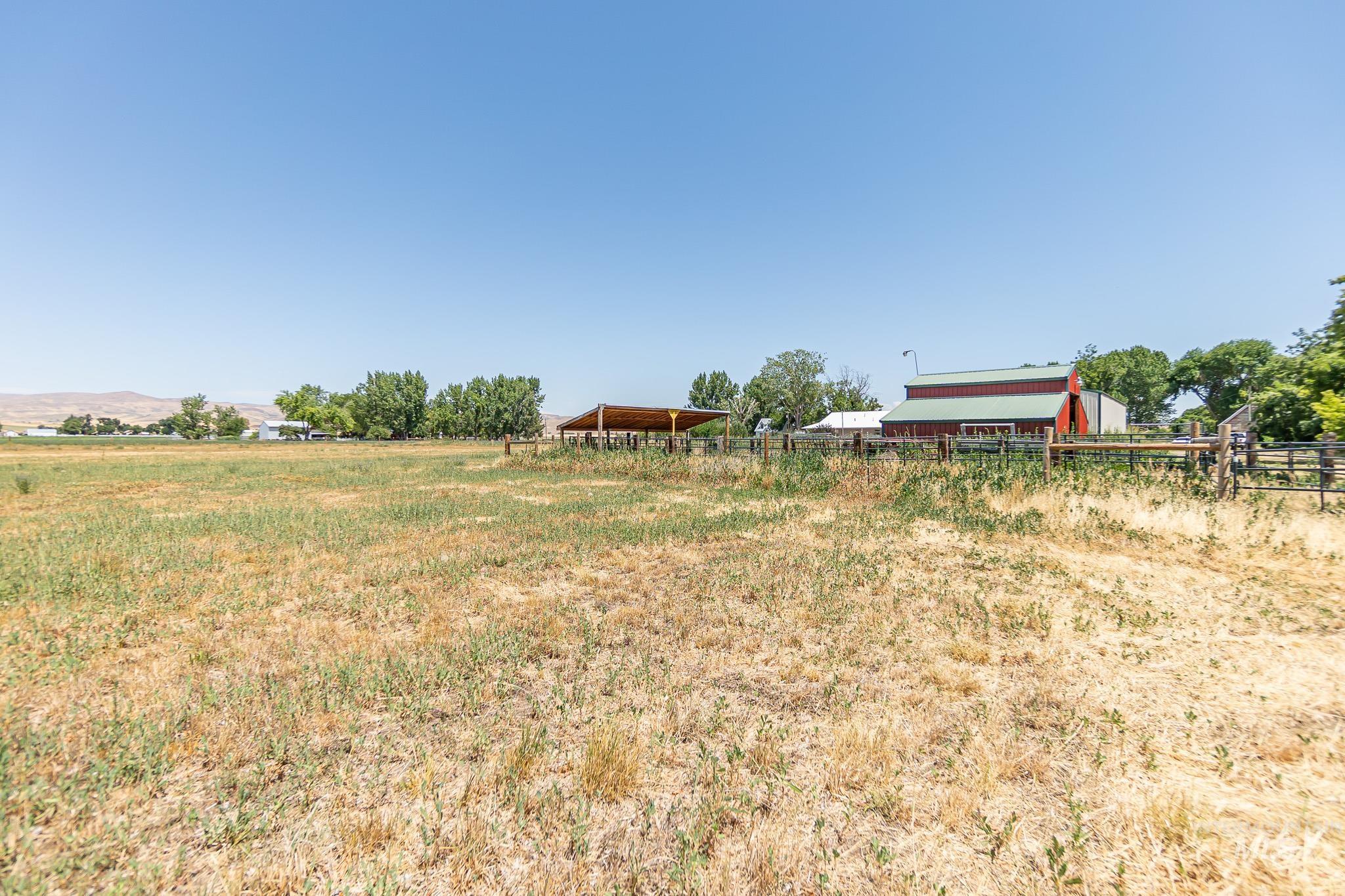 855 Jonathan Rd Property Photo 43