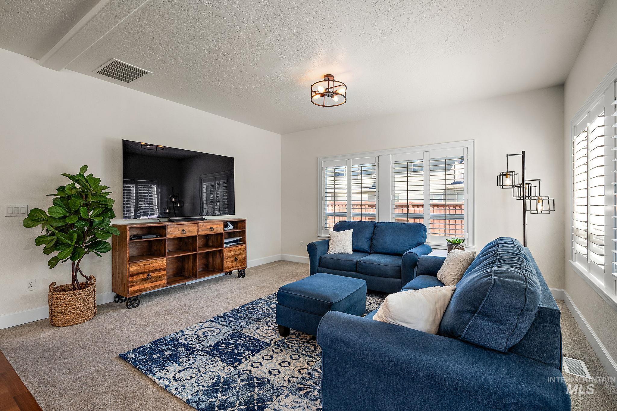 5742 N Black Sand Ave Property Photo 9