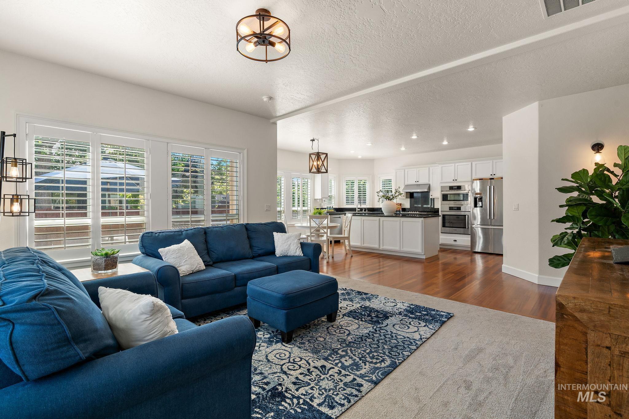 5742 N Black Sand Ave Property Photo 10