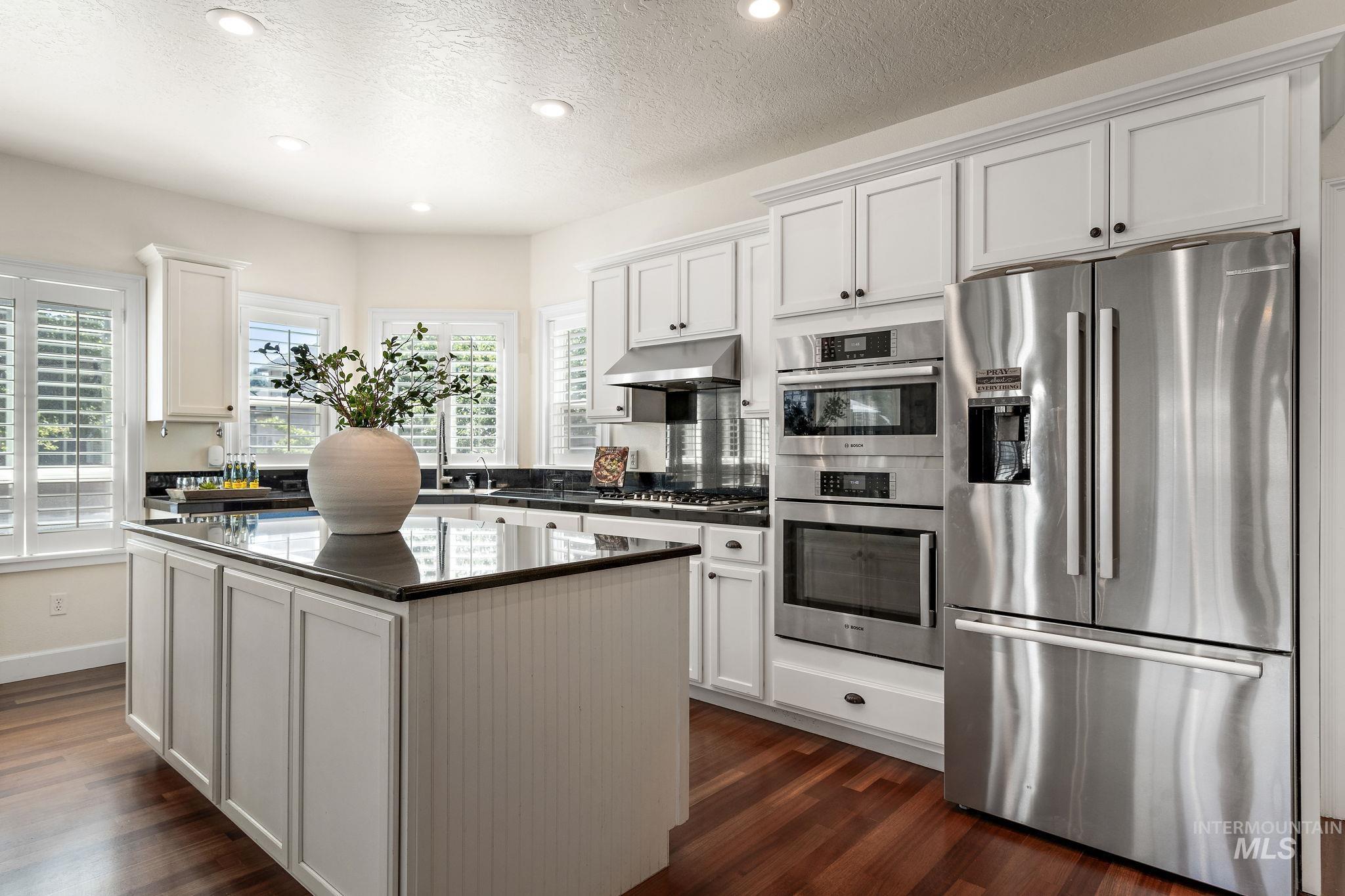 5742 N Black Sand Ave Property Photo 12