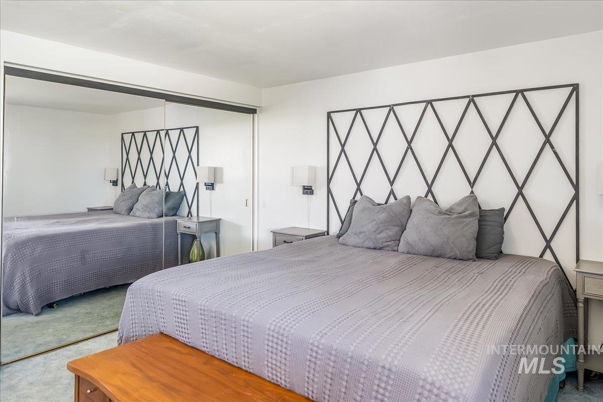 548 Wiseman Street Property Photo 16