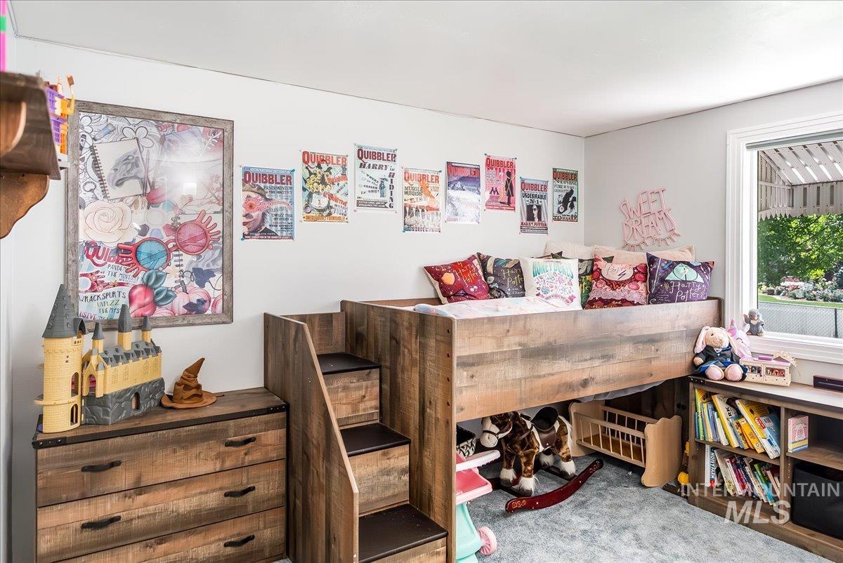 548 Wiseman Street Property Photo 20