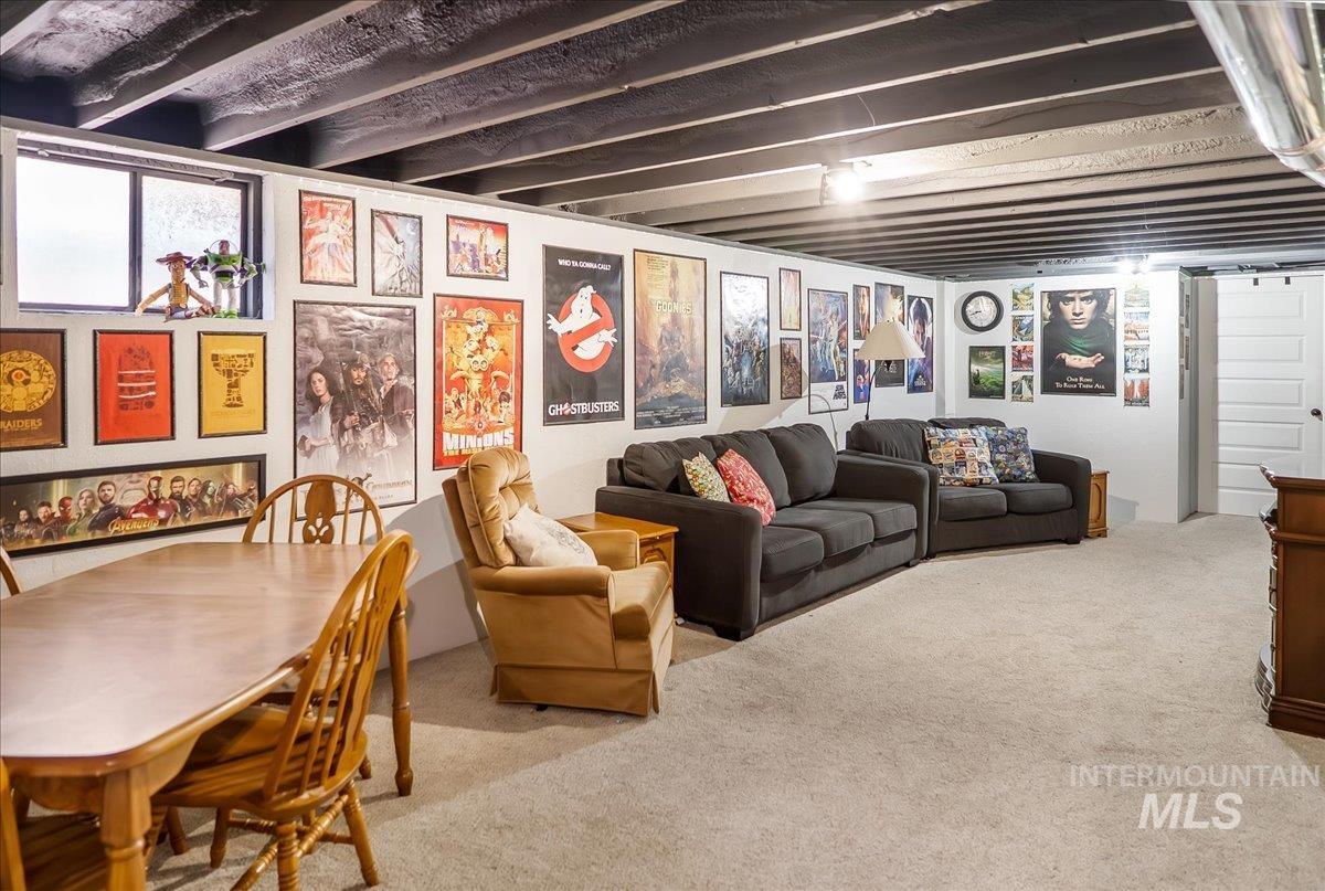 548 Wiseman Street Property Photo 31