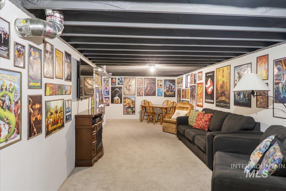 548 Wiseman Street Property Photo 33