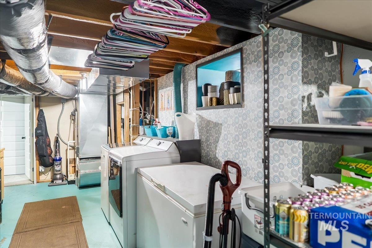 548 Wiseman Street Property Photo 36