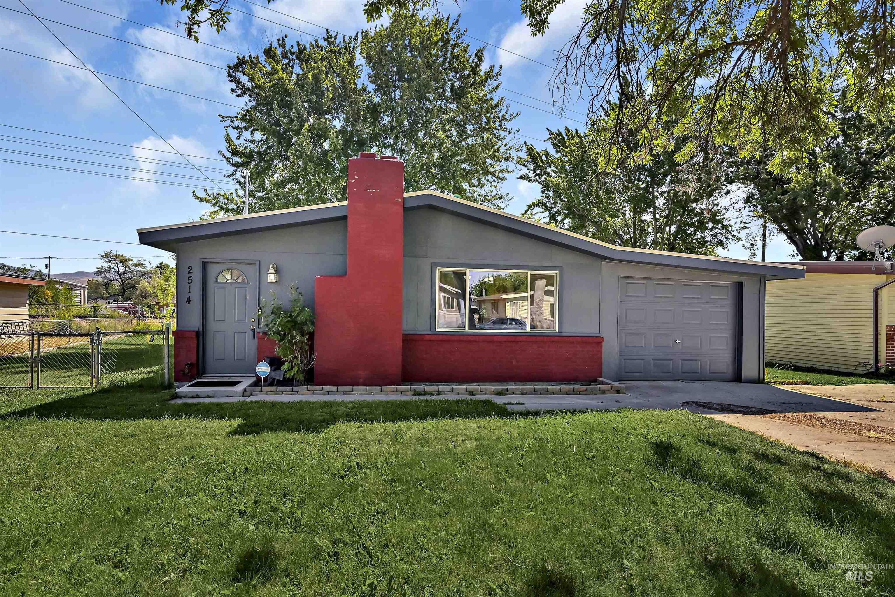 2514 S Virginia Street Property Photo 1