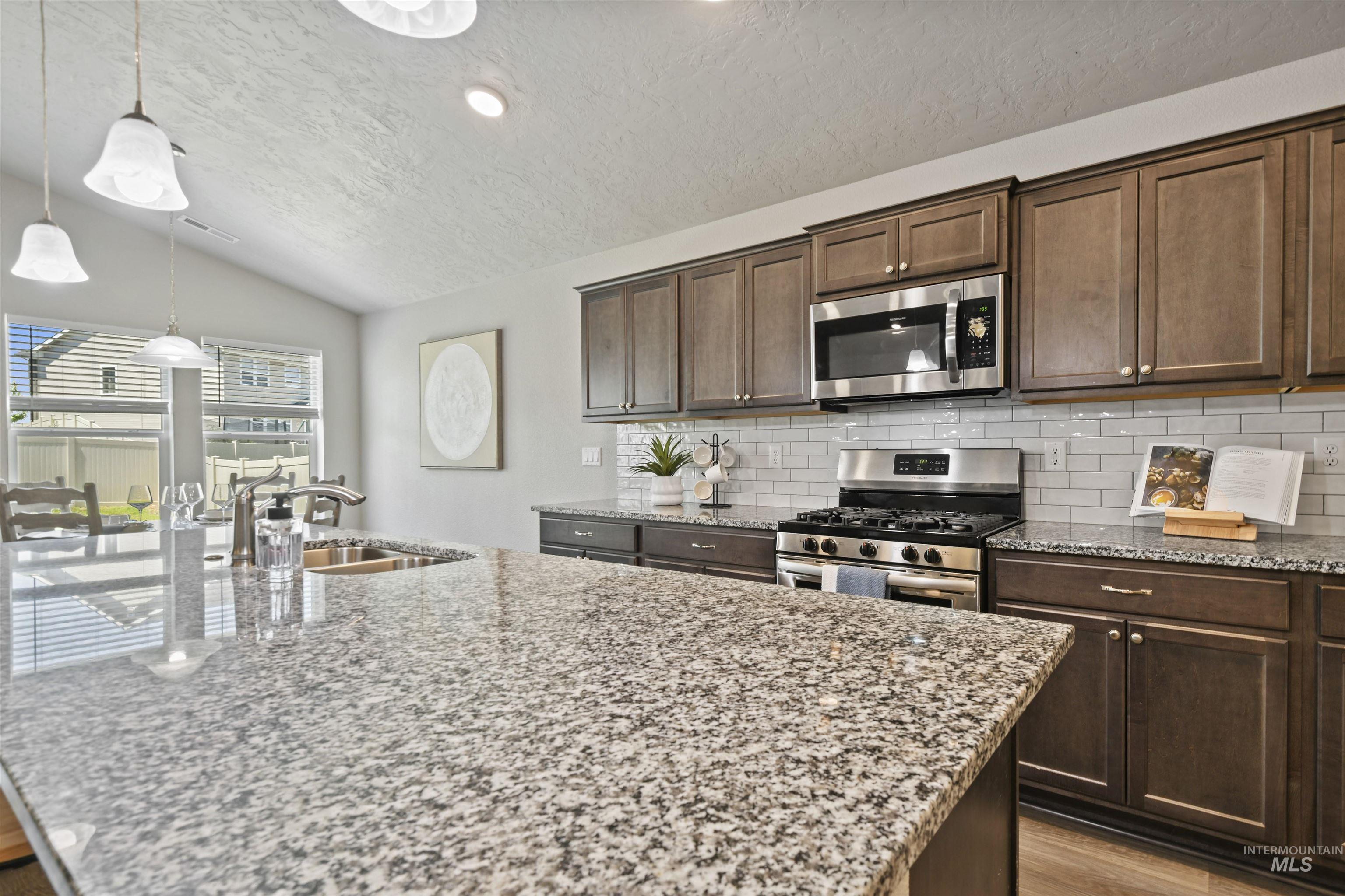 3499 S Rosa Parks Way Property Photo 9