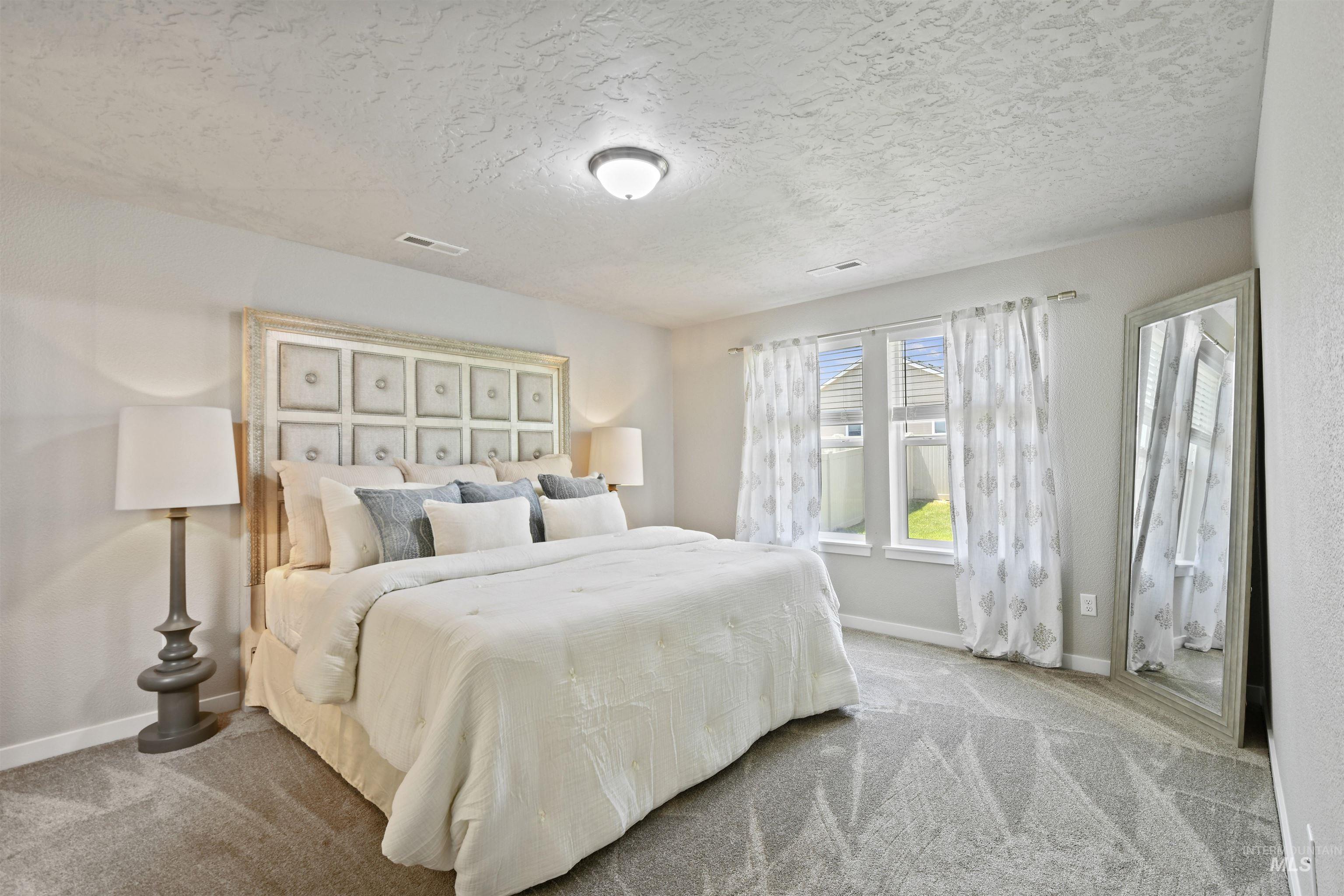 3499 S Rosa Parks Way Property Photo 12