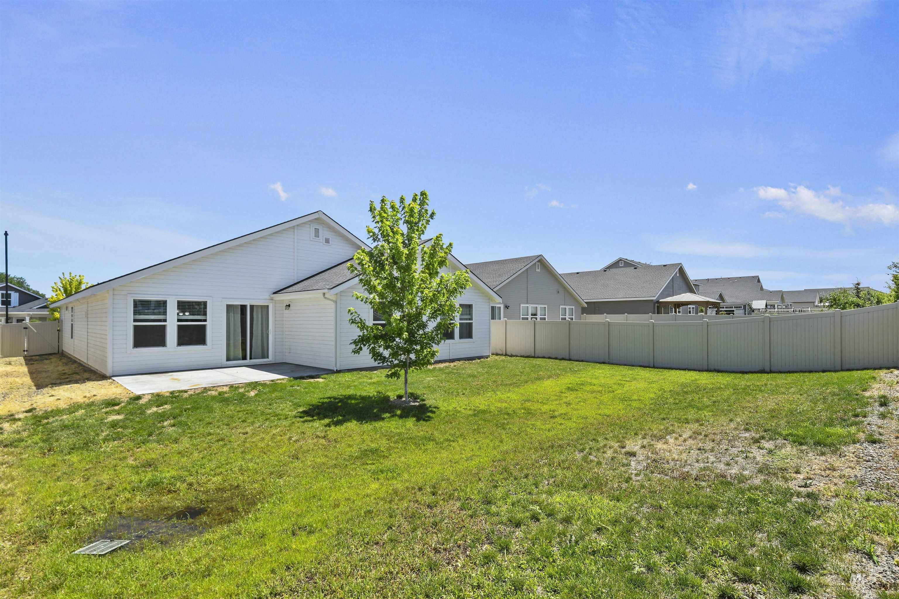 3499 S Rosa Parks Way Property Photo 24