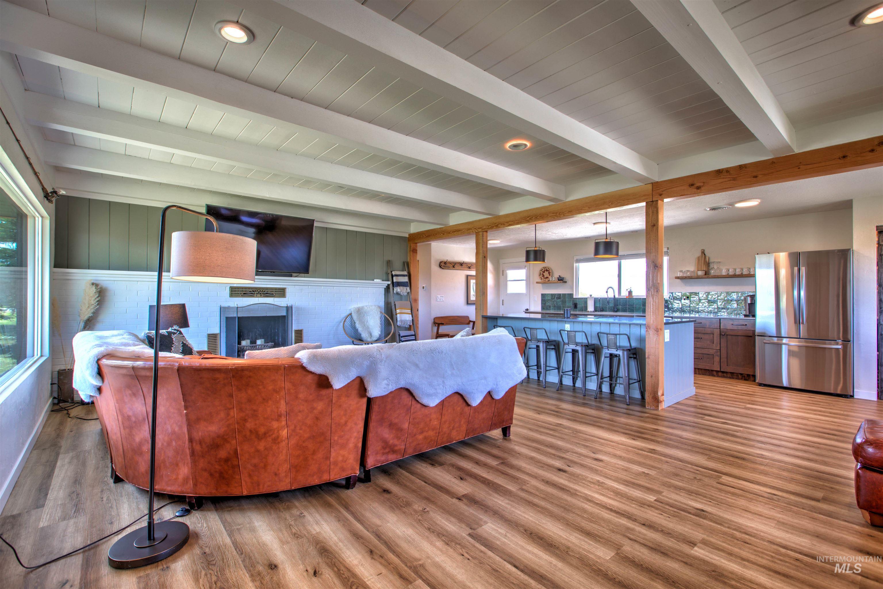 2672 E 4000 N Property Photo 3