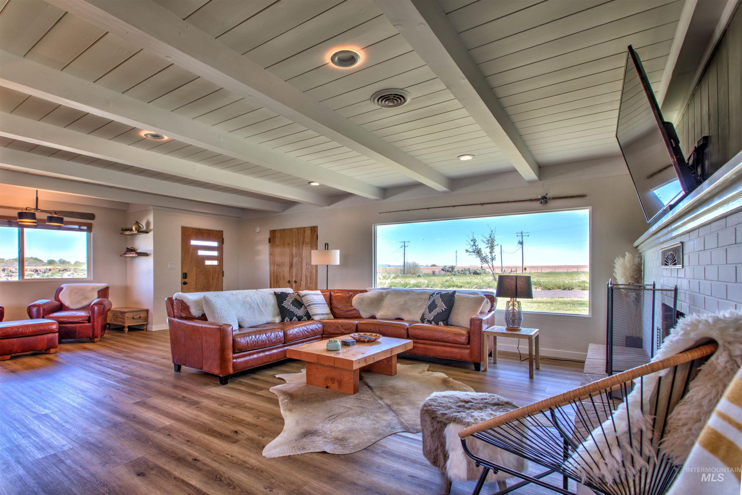 2672 E 4000 N Property Photo 6