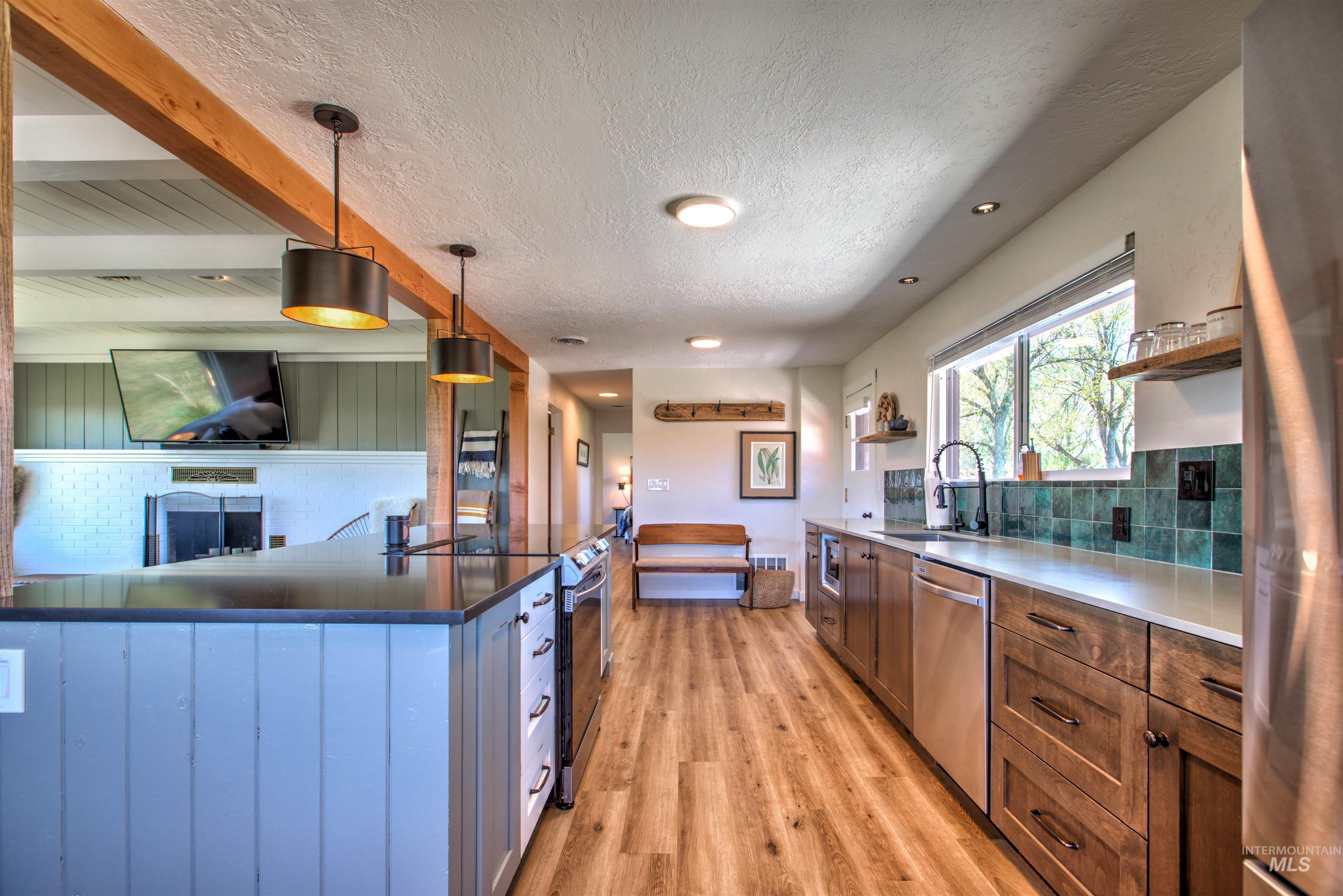 2672 E 4000 N Property Photo 12