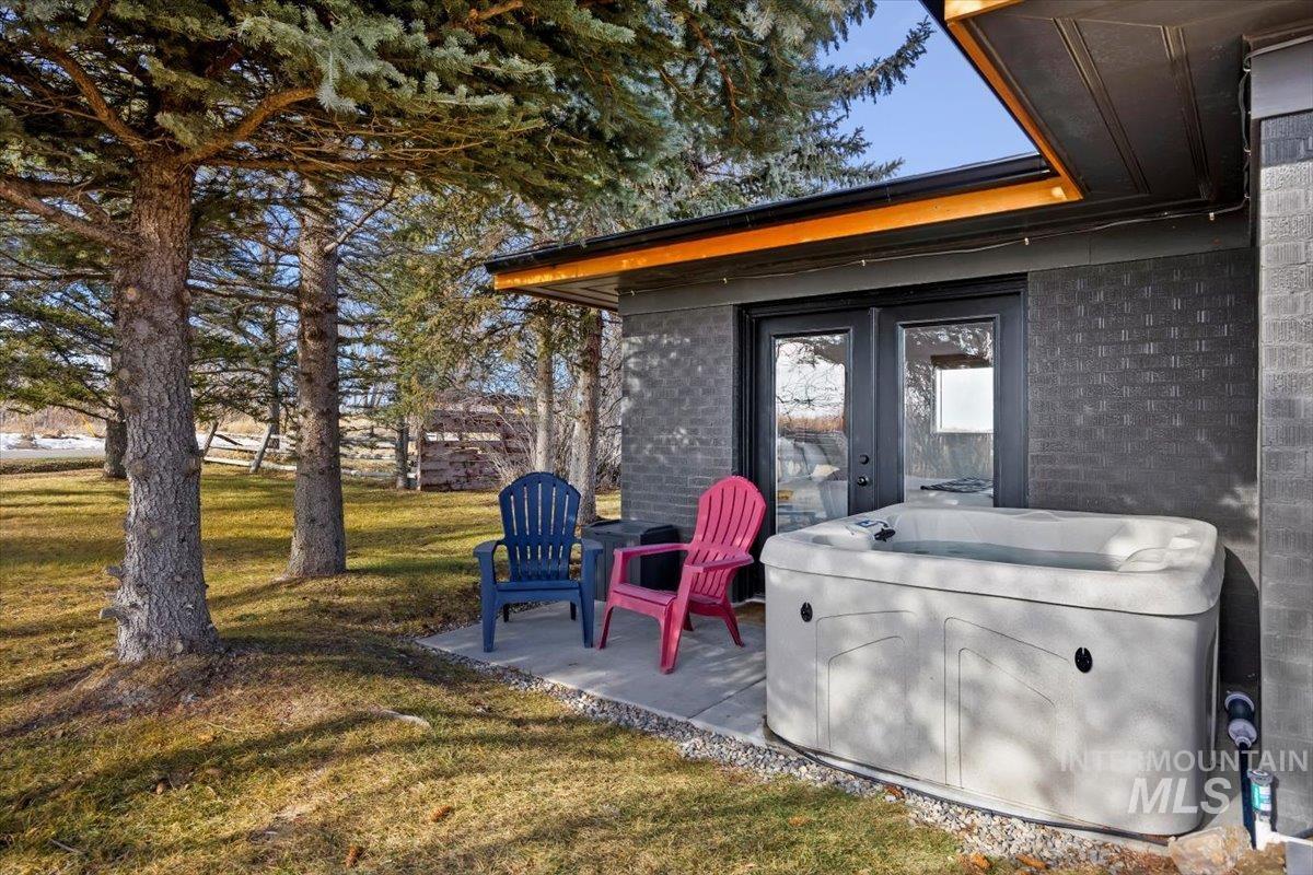 2672 E 4000 N Property Photo 21