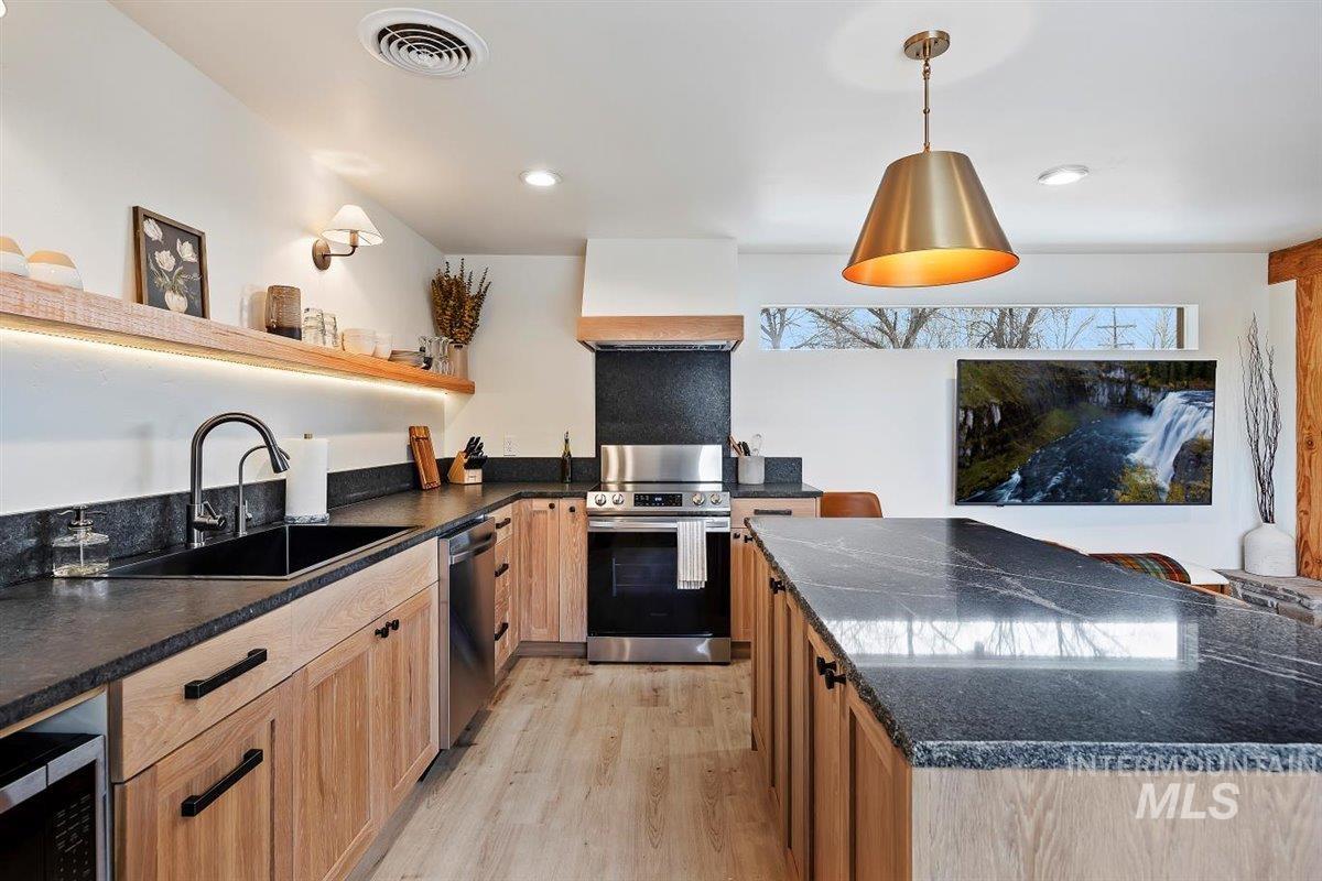 2672 E 4000 N Property Photo 37