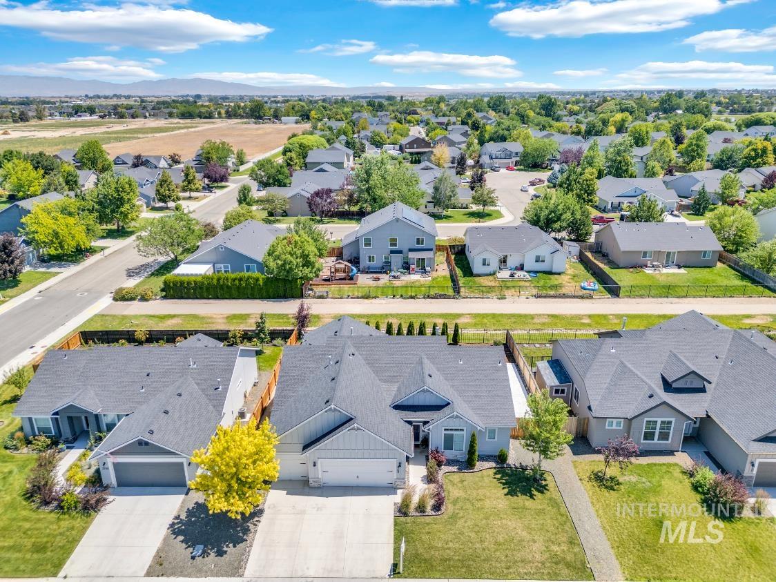 2764 N Iditarod Way Property Photo 3