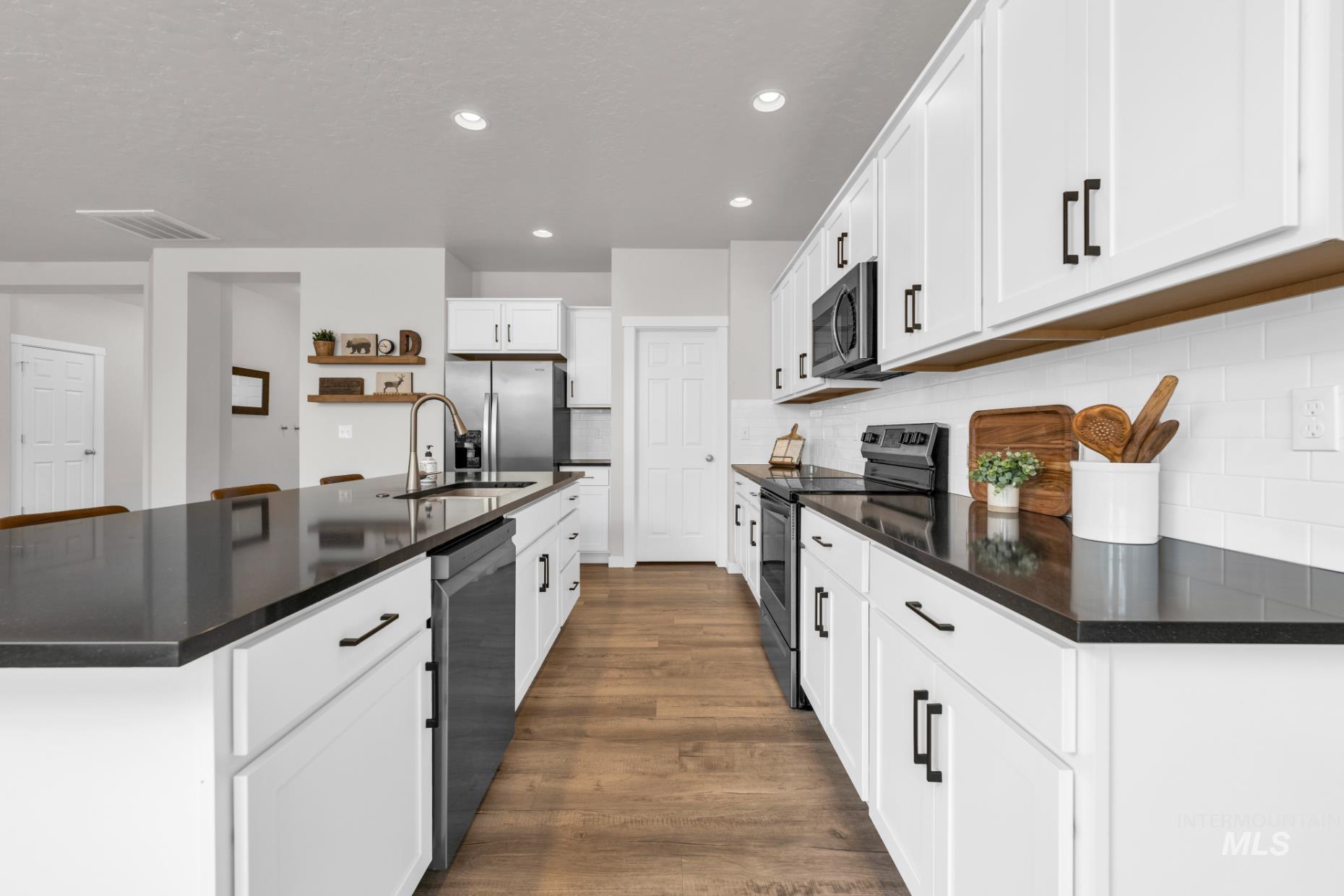 2764 N Iditarod Way Property Photo 12