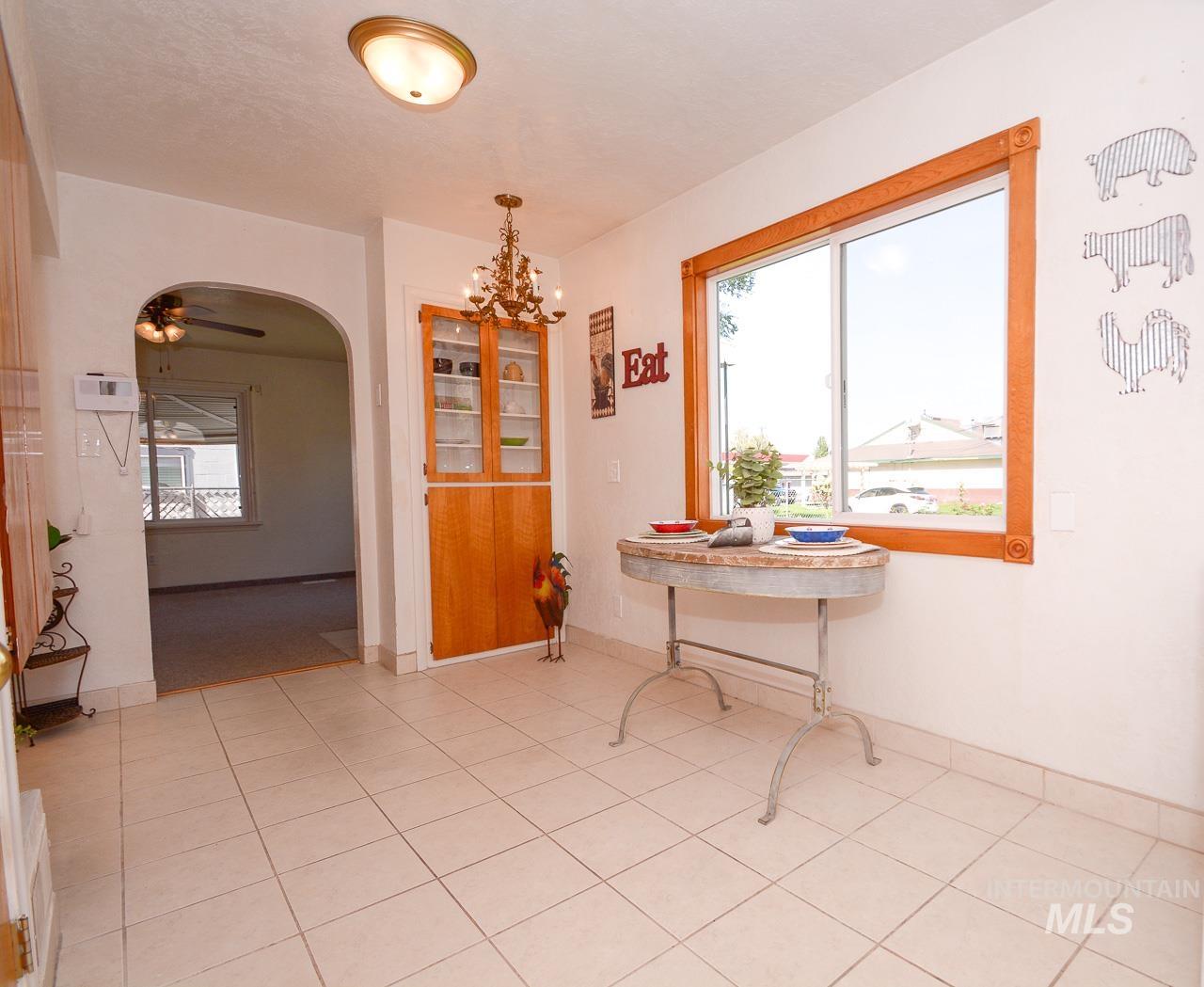 119 E Ave. C Property Photo 12