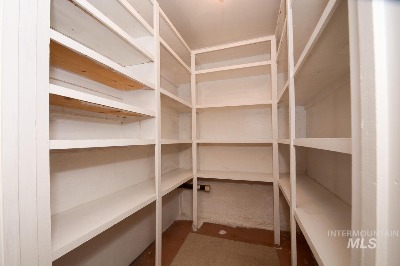 119 E Ave. C Property Photo 33