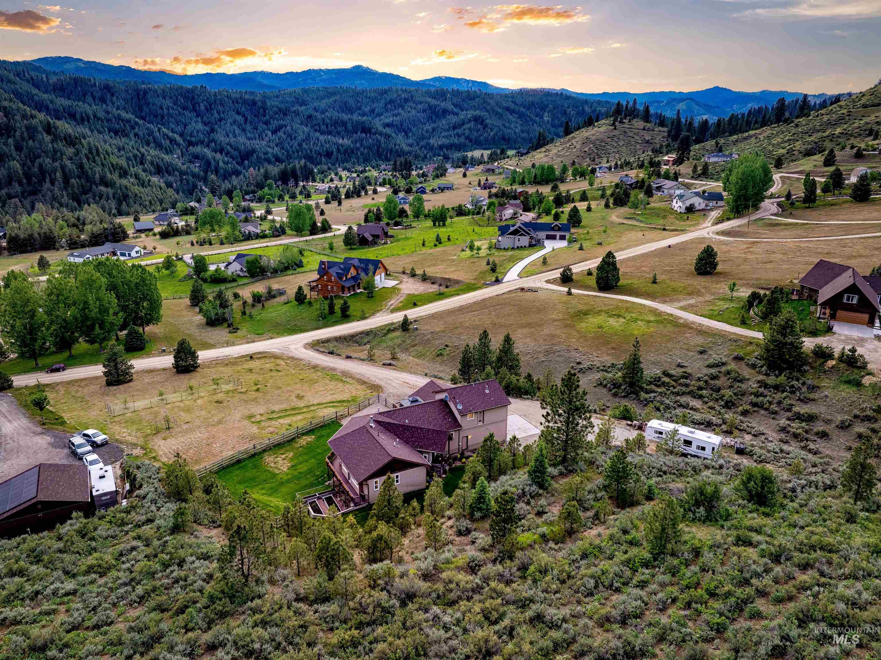 65 Peregrine Property Photo 1