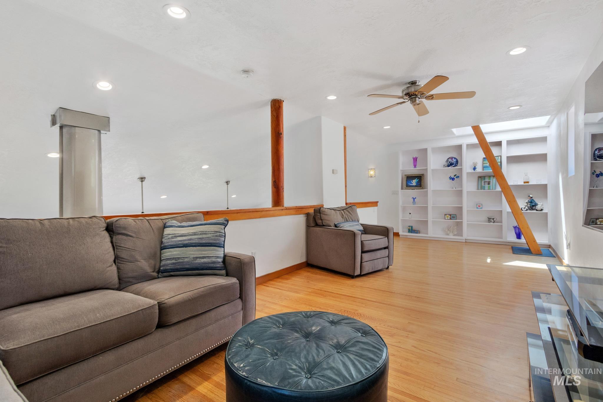 222 Rush Creek Road Property Photo 9