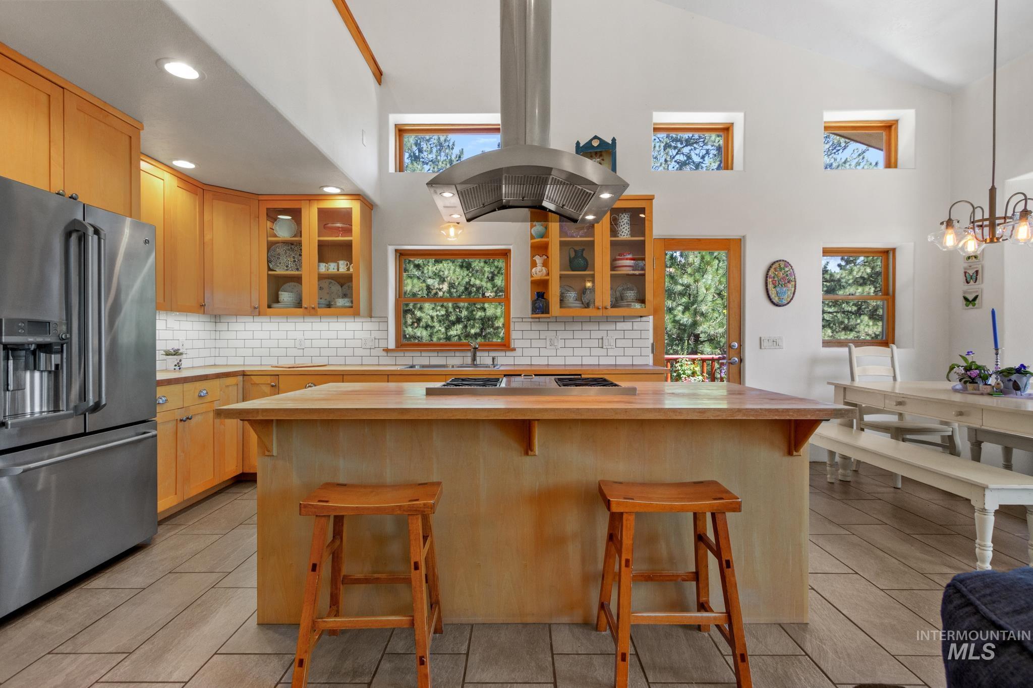 222 Rush Creek Road Property Photo 14