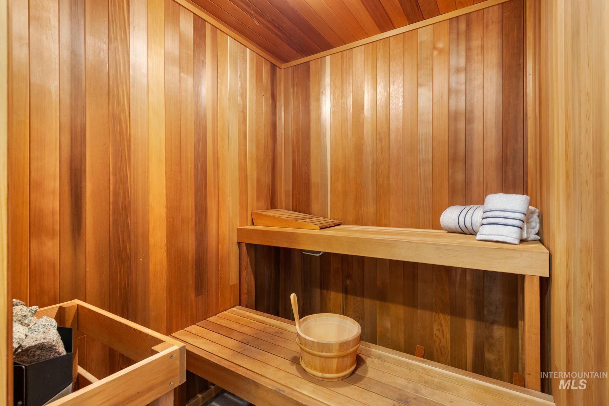 222 Rush Creek Road Property Photo 32