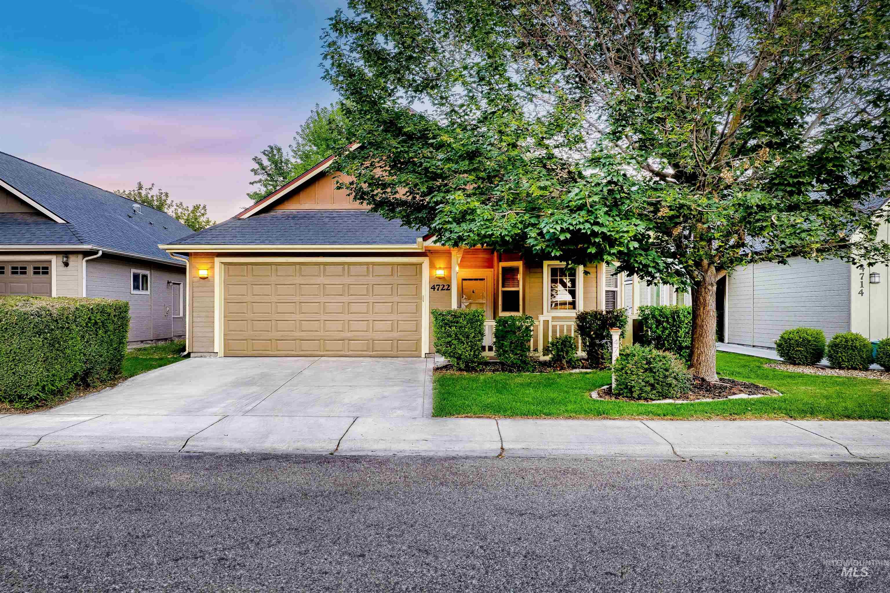 4722 N Hacienda Ave Property Photo 1