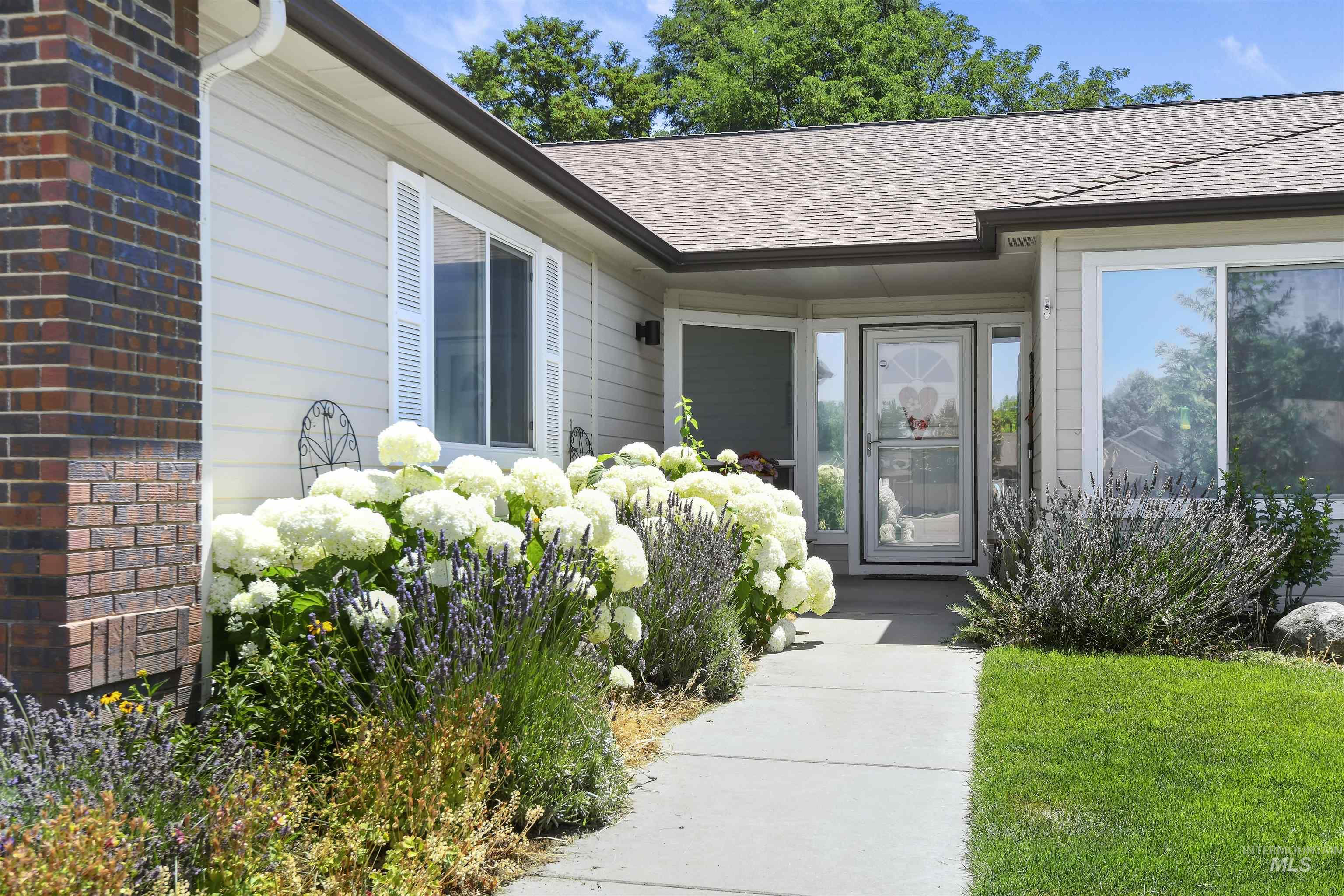 1220 N Notel Creek Pl Property Photo 1