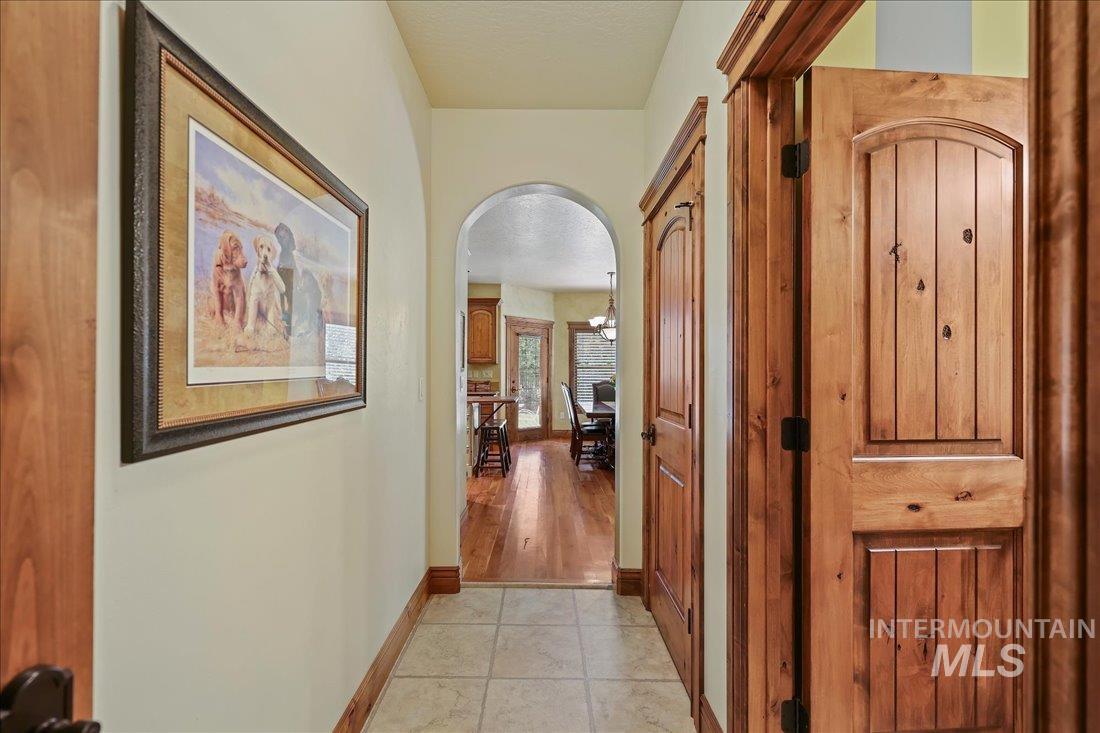 622 Blue Water Circle Property Photo 21