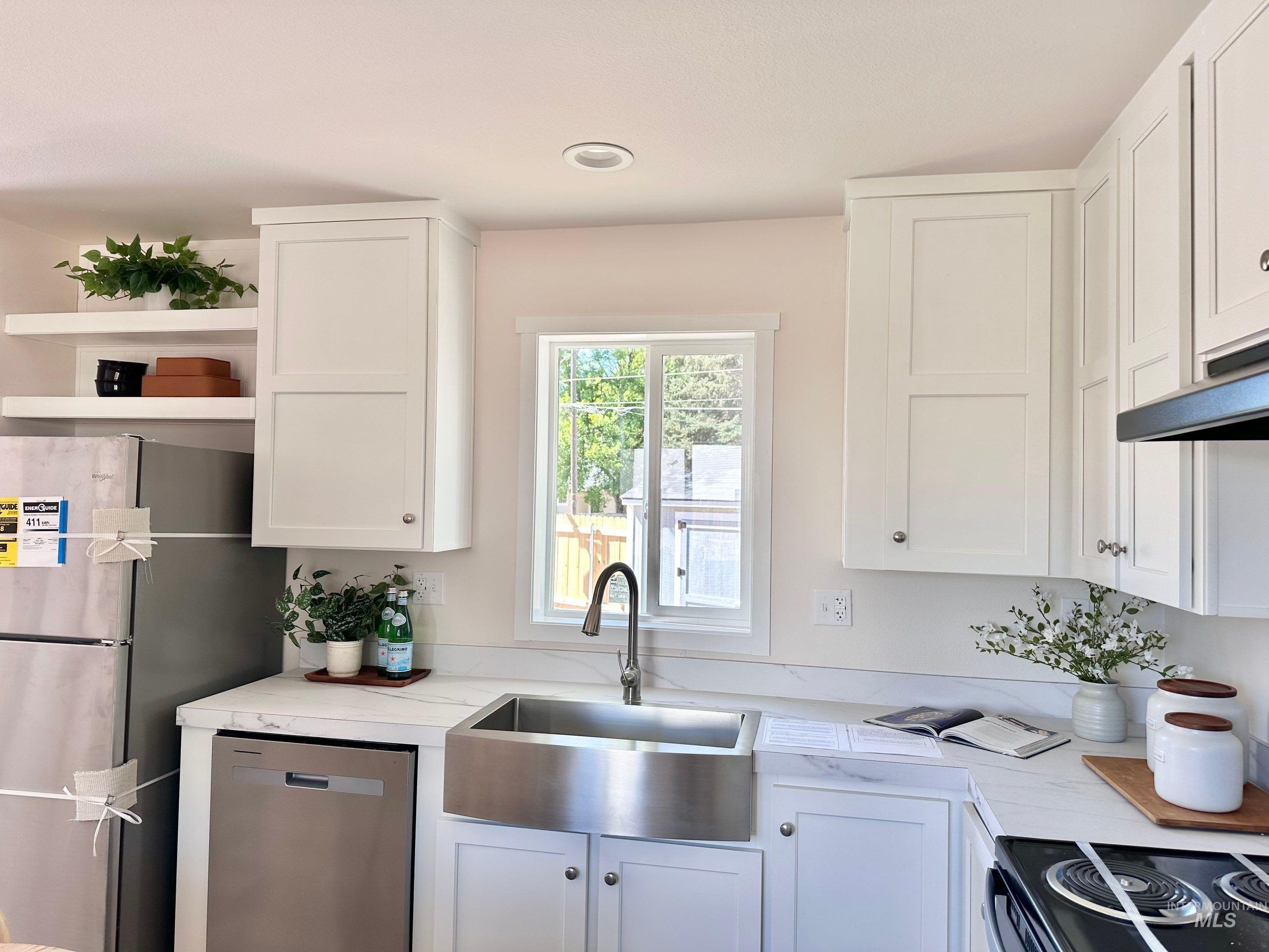 370 W 12th South Property Photo 5