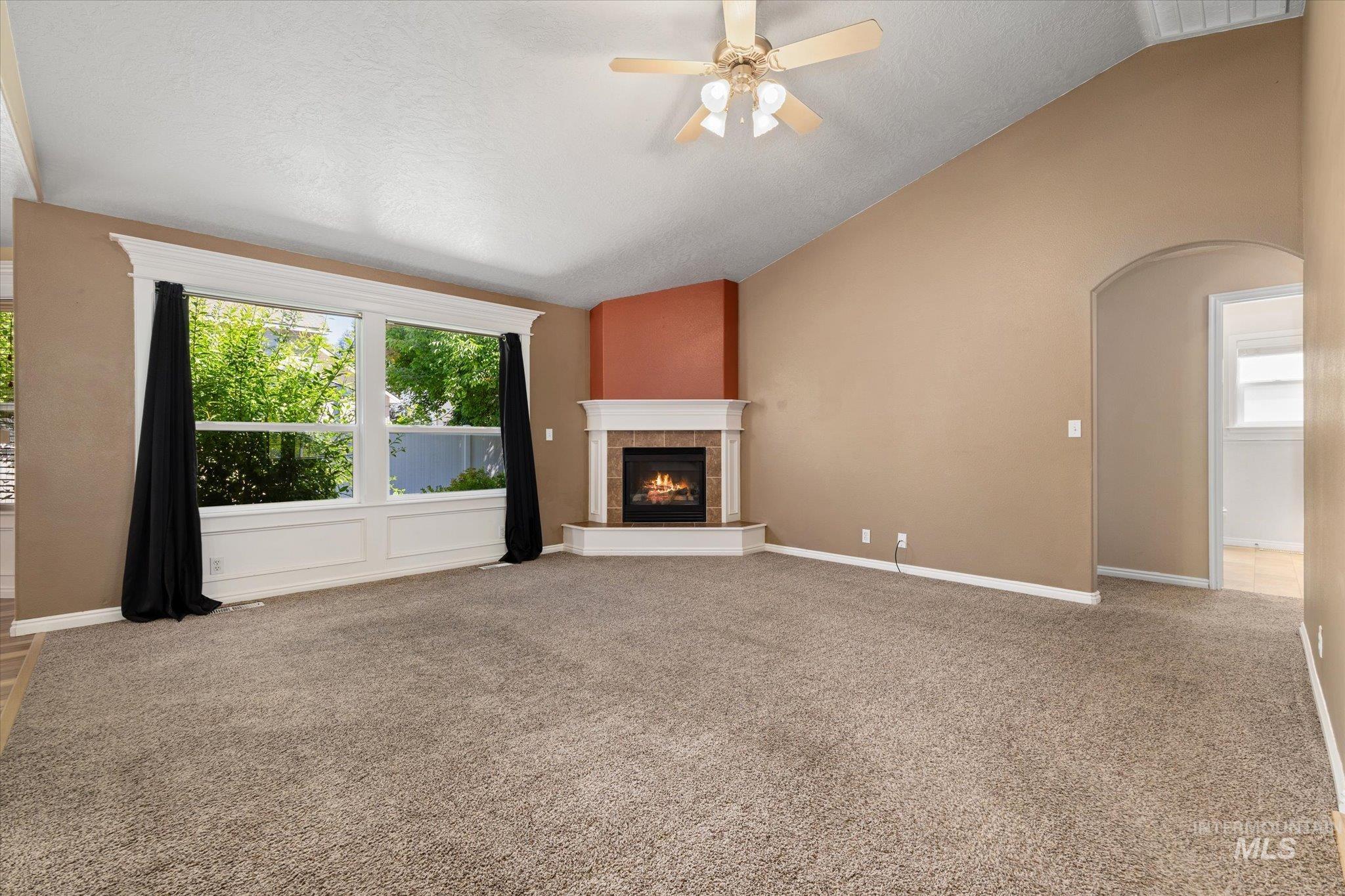 5282 N Schumann Property Photo 10