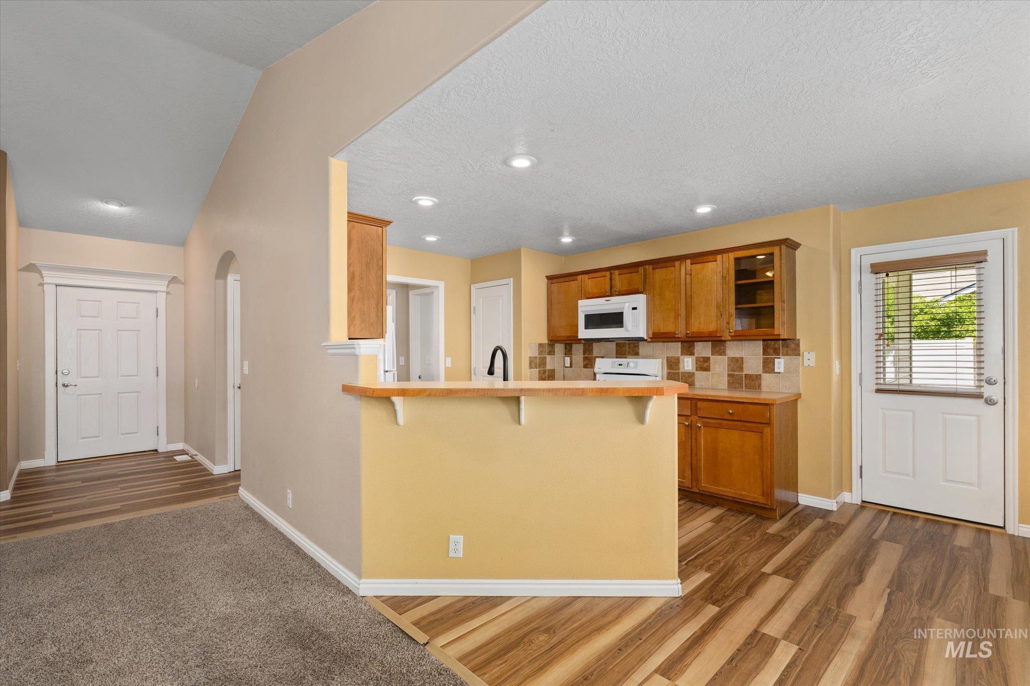 5282 N Schumann Property Photo 13