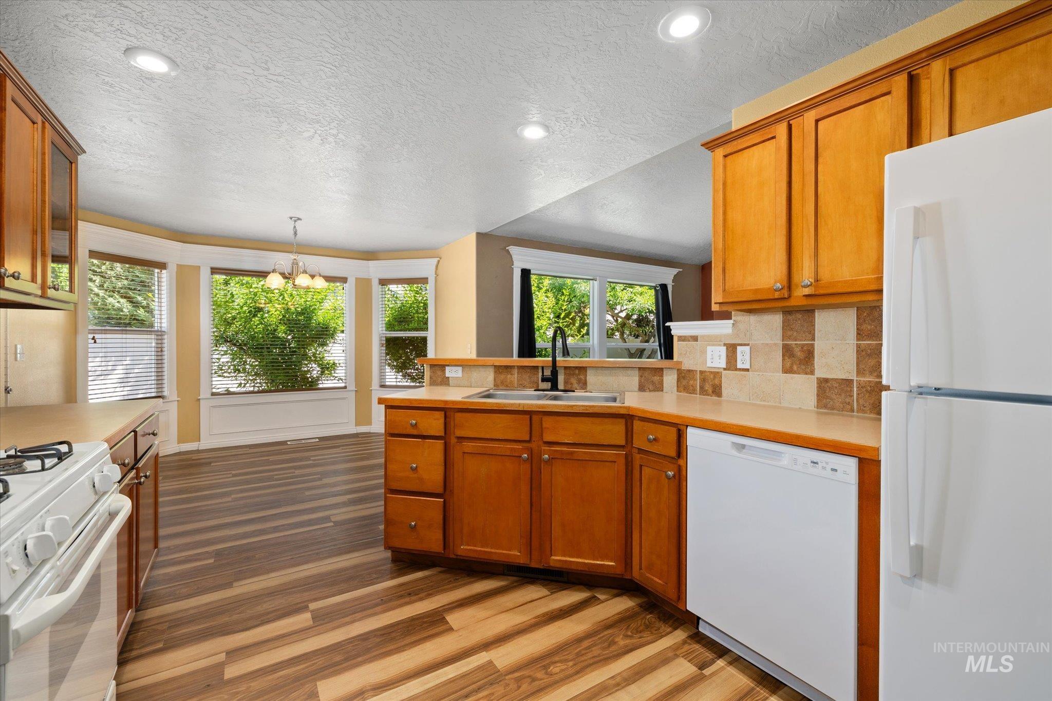 5282 N Schumann Property Photo 16