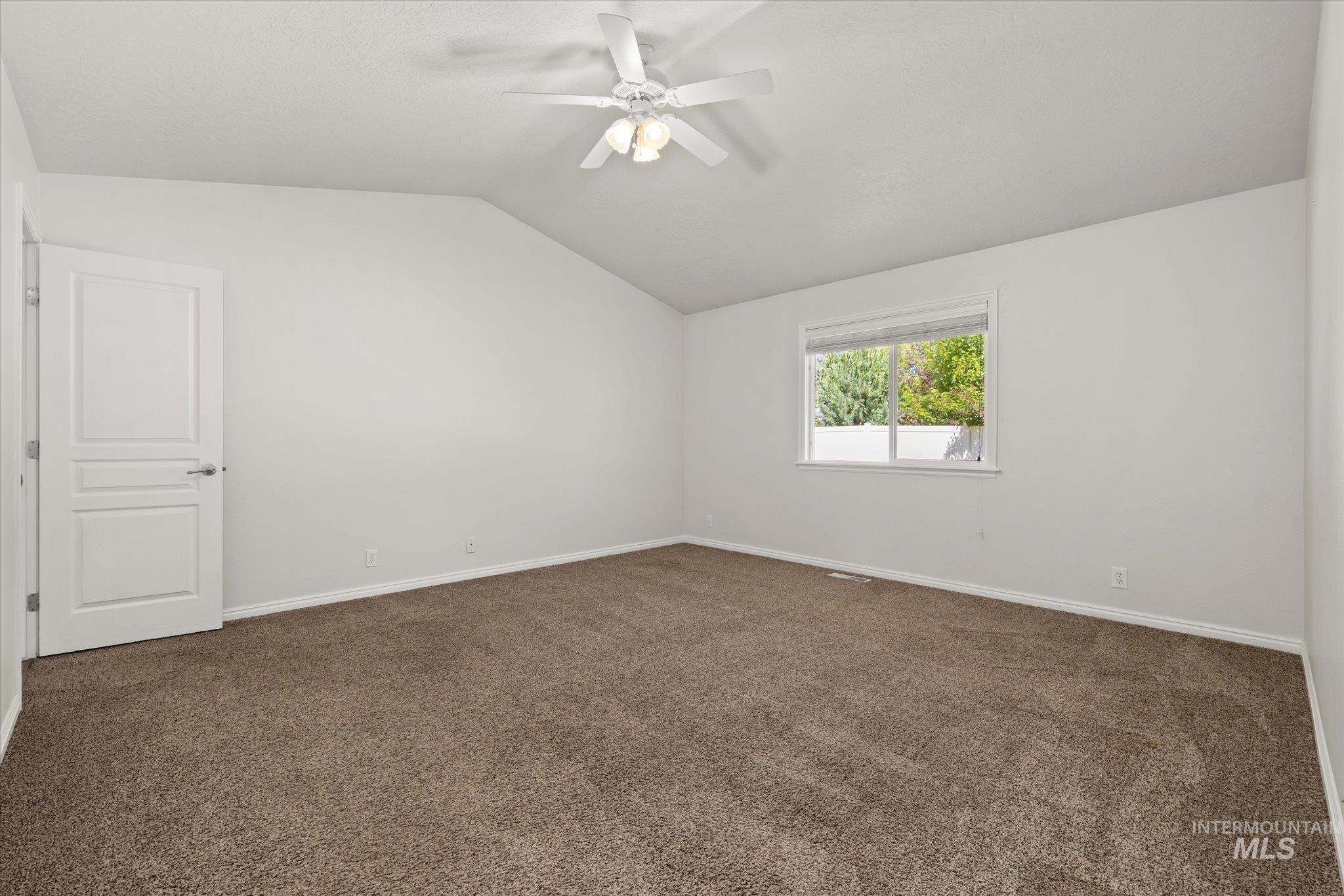 5282 N Schumann Property Photo 22