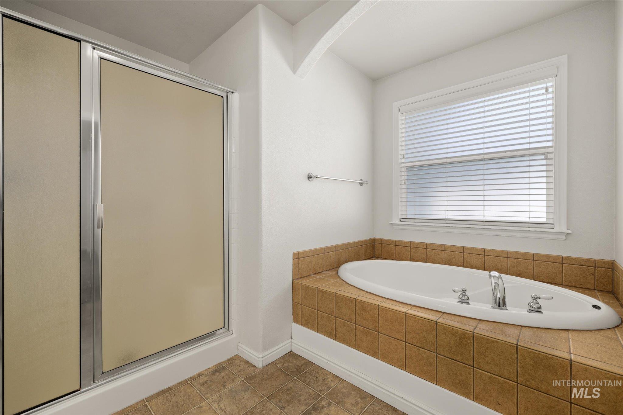 5282 N Schumann Property Photo 26