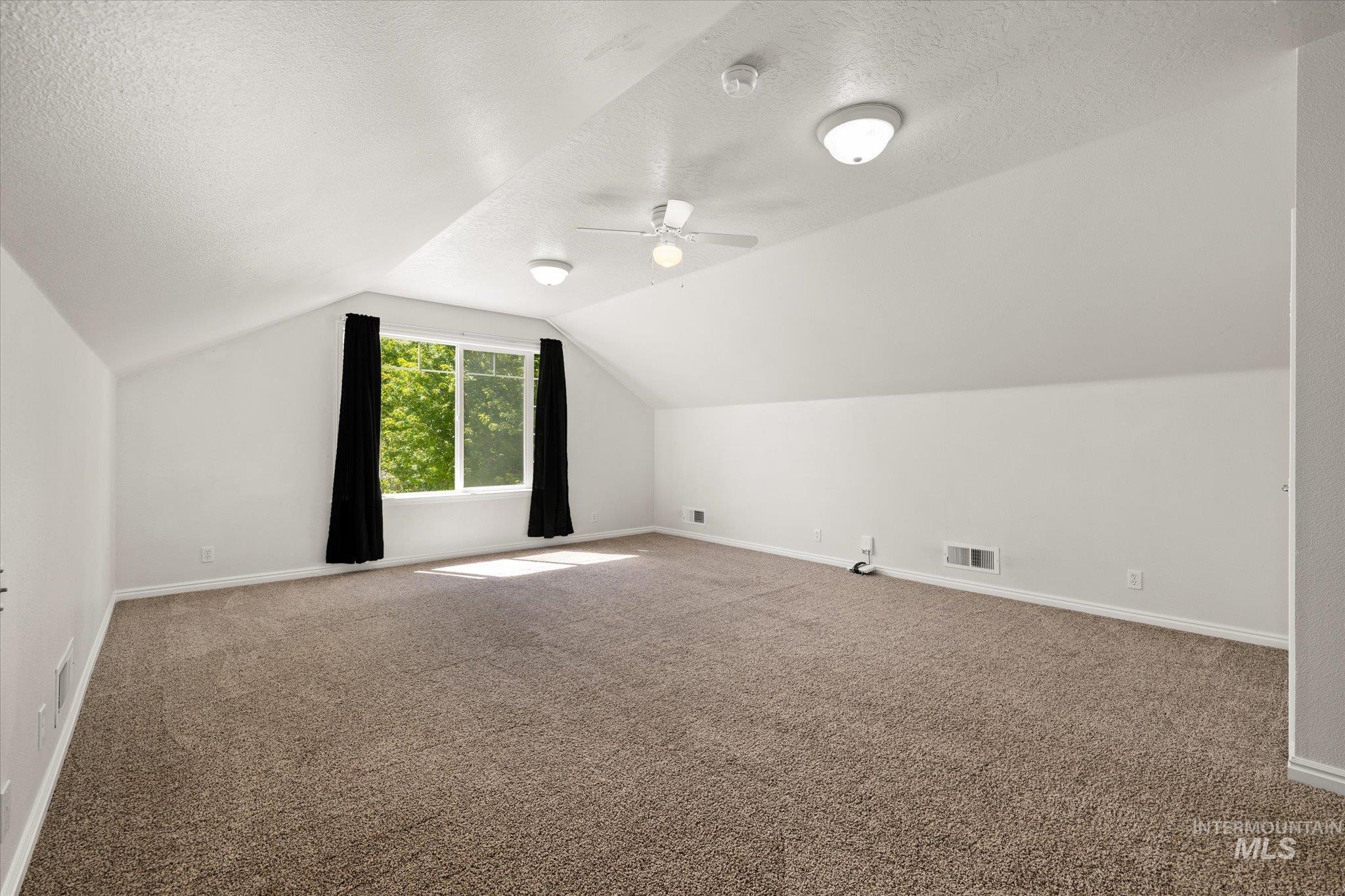 5282 N Schumann Property Photo 34