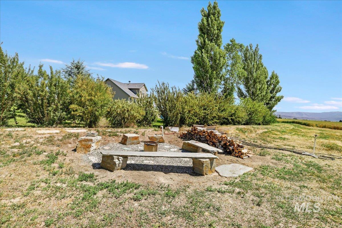 294 N 950 E Property Photo 37