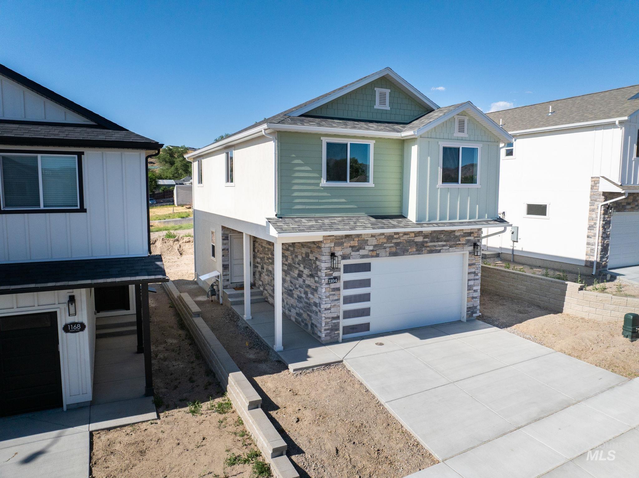 1164 Jasper Loop