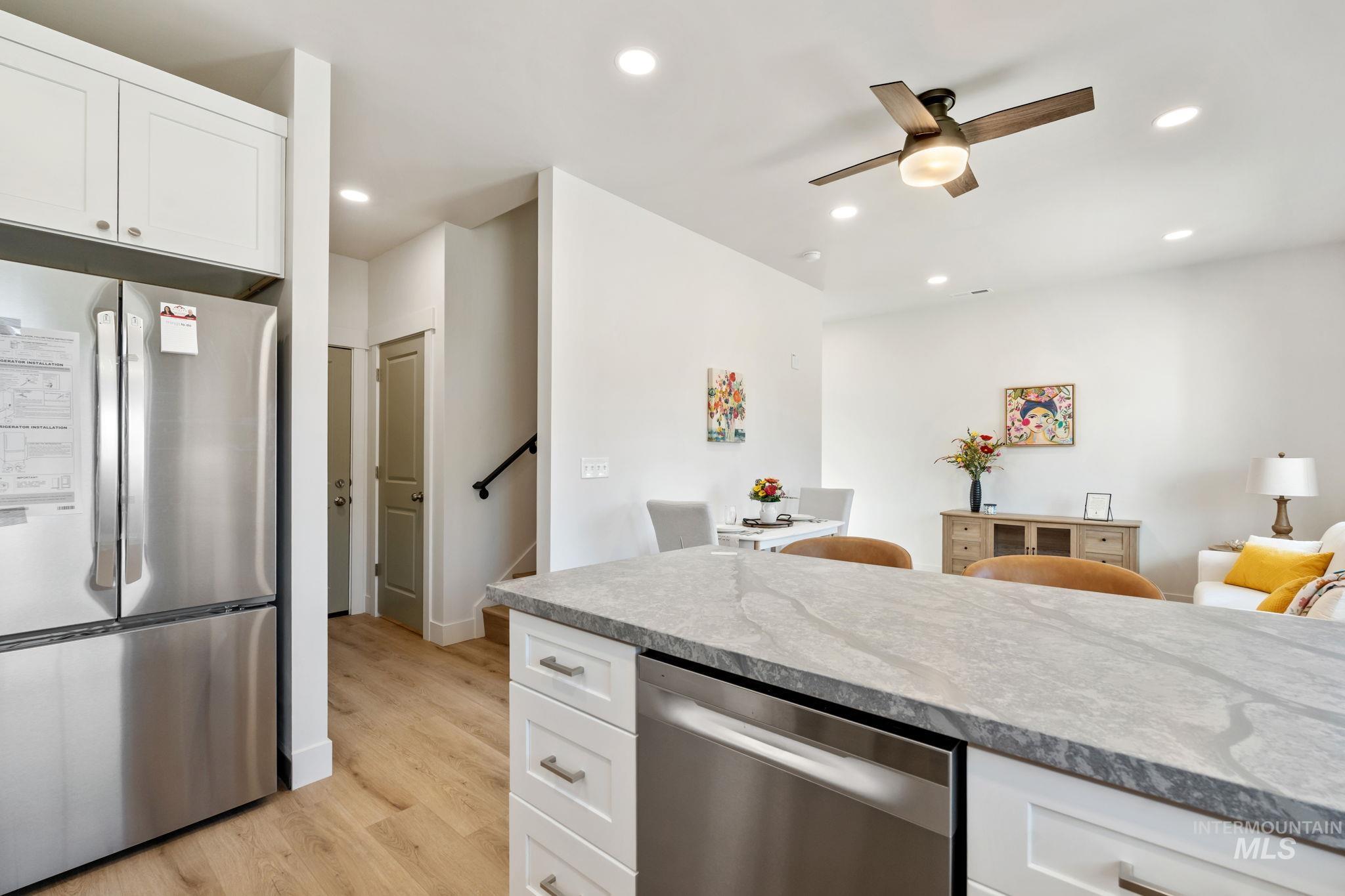 1164 Jasper Loop Property Photo 14